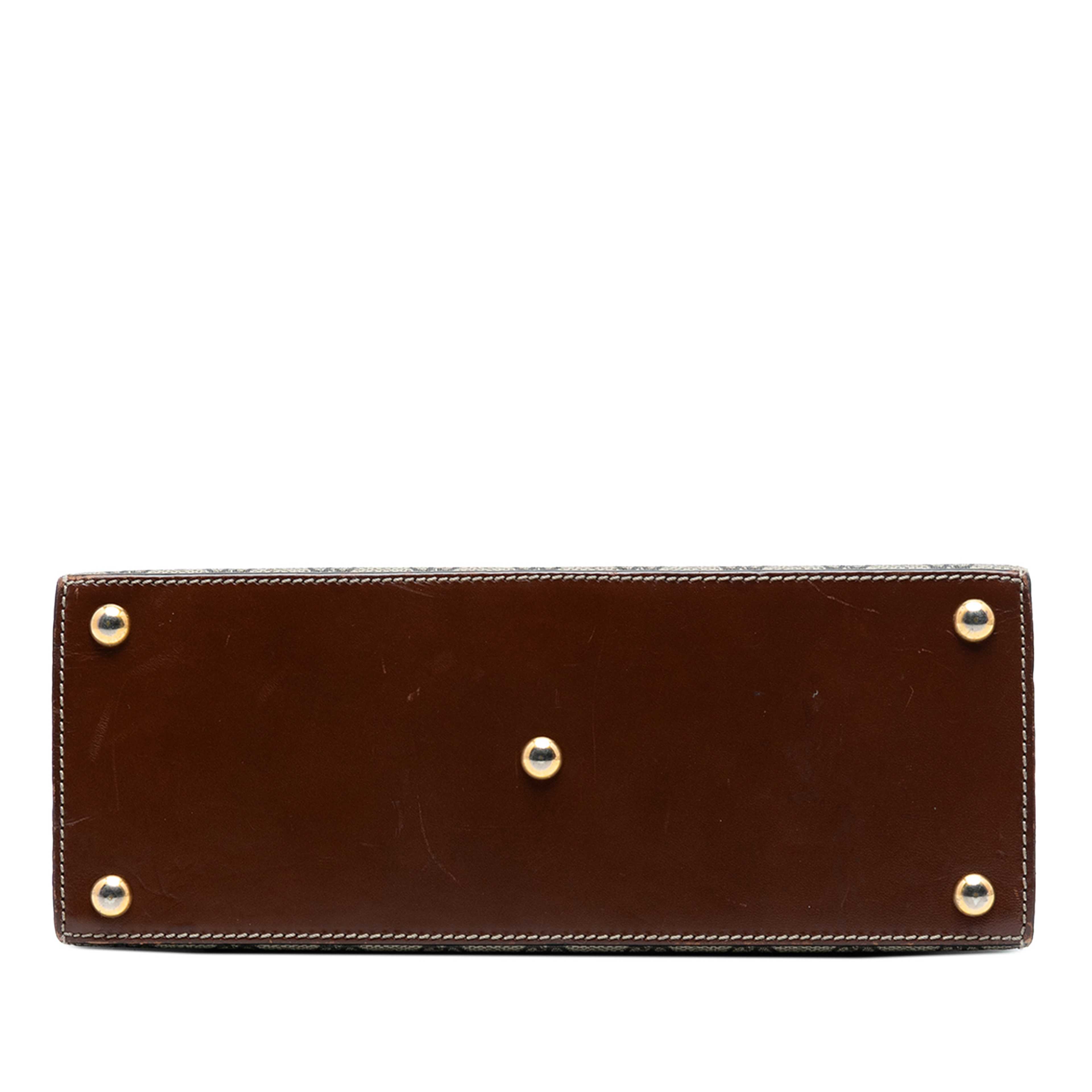 Gucci Small Gg Supreme Padlock Satchel, från Luxclusif, i färgen beige. Klicka för att öppna bilden i stort format