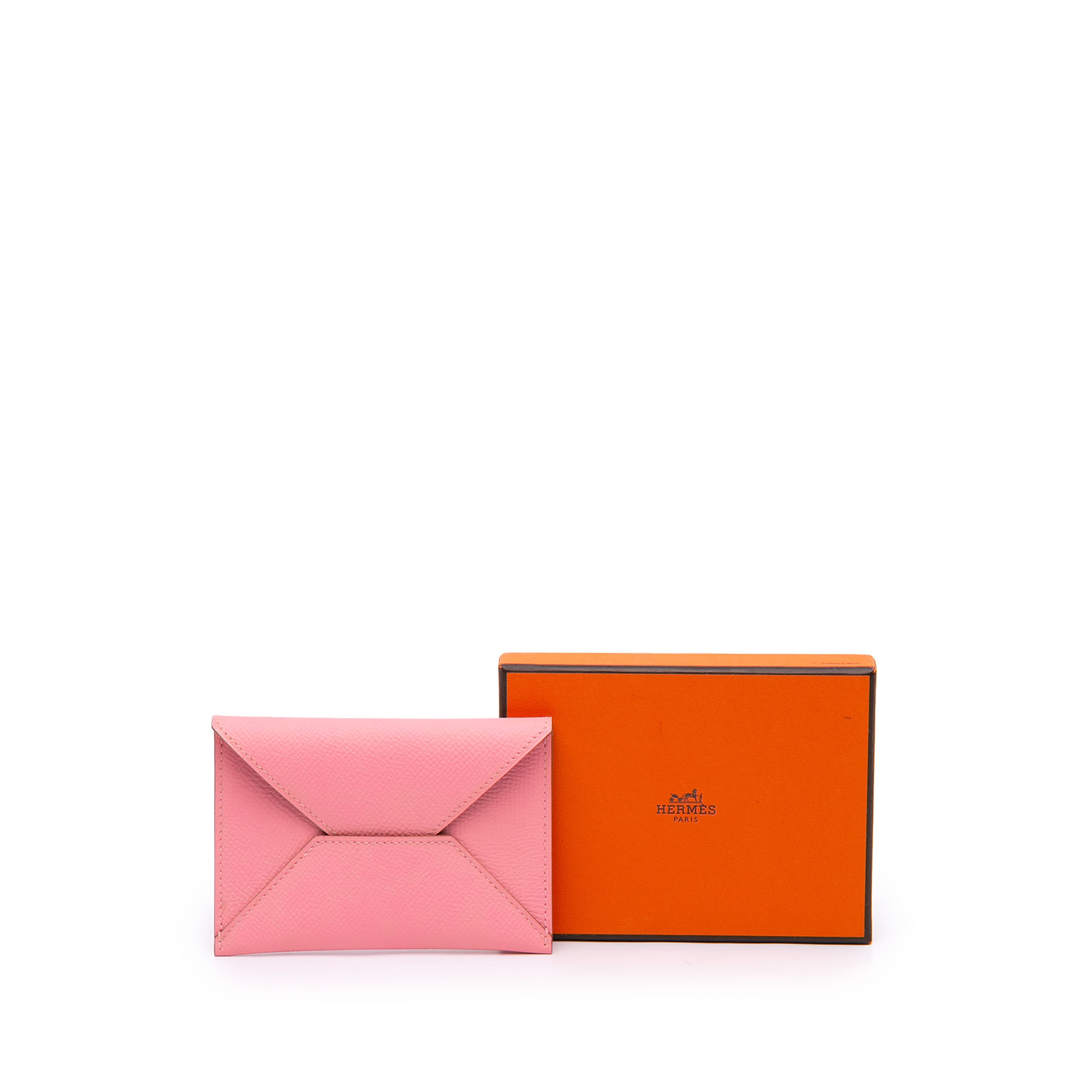 Hermès Clemence Evelyne Tpm, från Luxclusif, i färgen rosa. Klicka för att öppna bilden i stort format