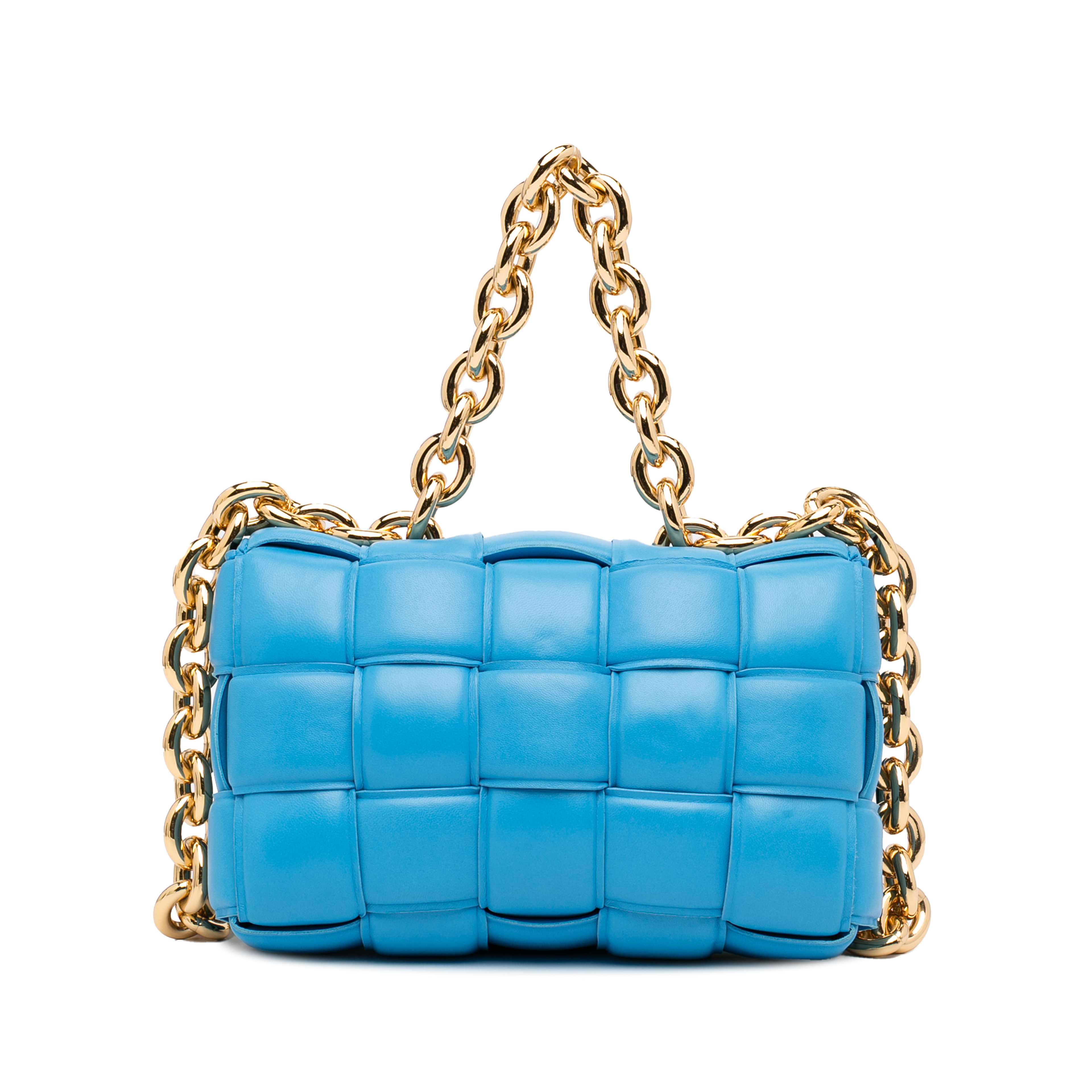 Bottega Veneta Nappa Intrecciato Padded Chain Cassette Satchel, från Luxclusif, i färgen light blue. Klicka för att öppna bilden i stort format