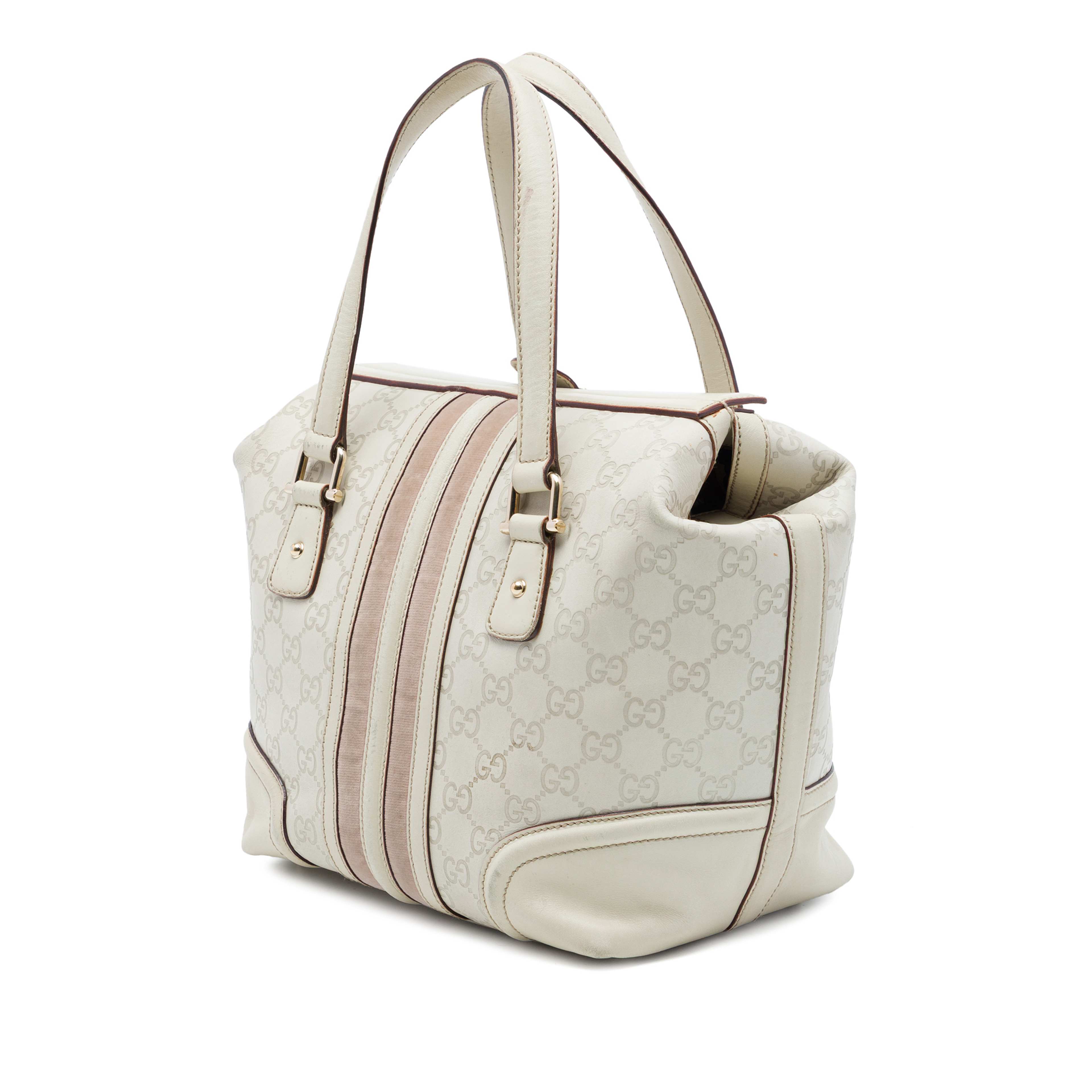 Gucci Guccissima Treasure Handbag, från Luxclusif, i färgen vit. Klicka för att öppna bilden i stort format