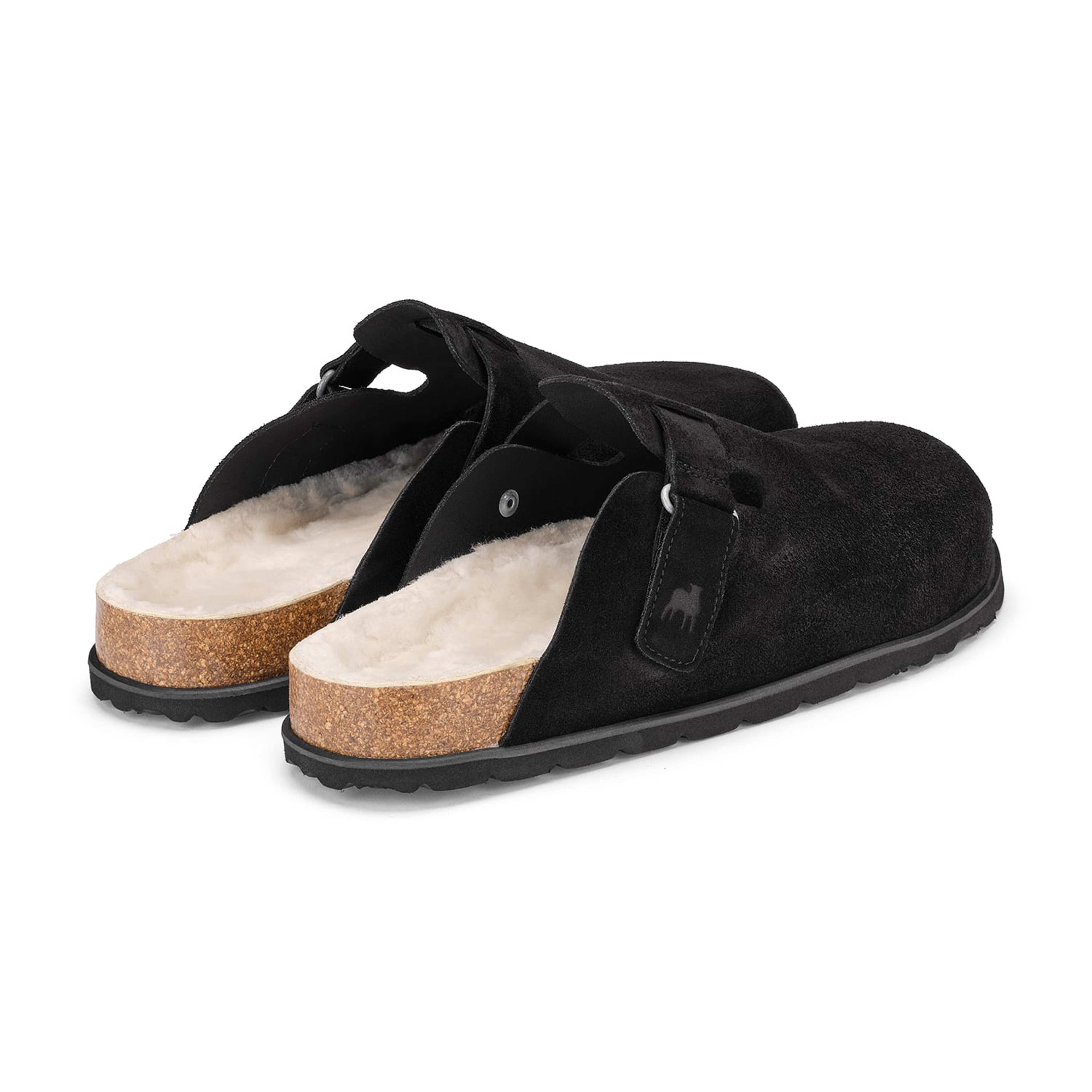 Valdemar Tofflor, från Shepherd, i färgen black suede. Klicka för att öppna bilden i stort format