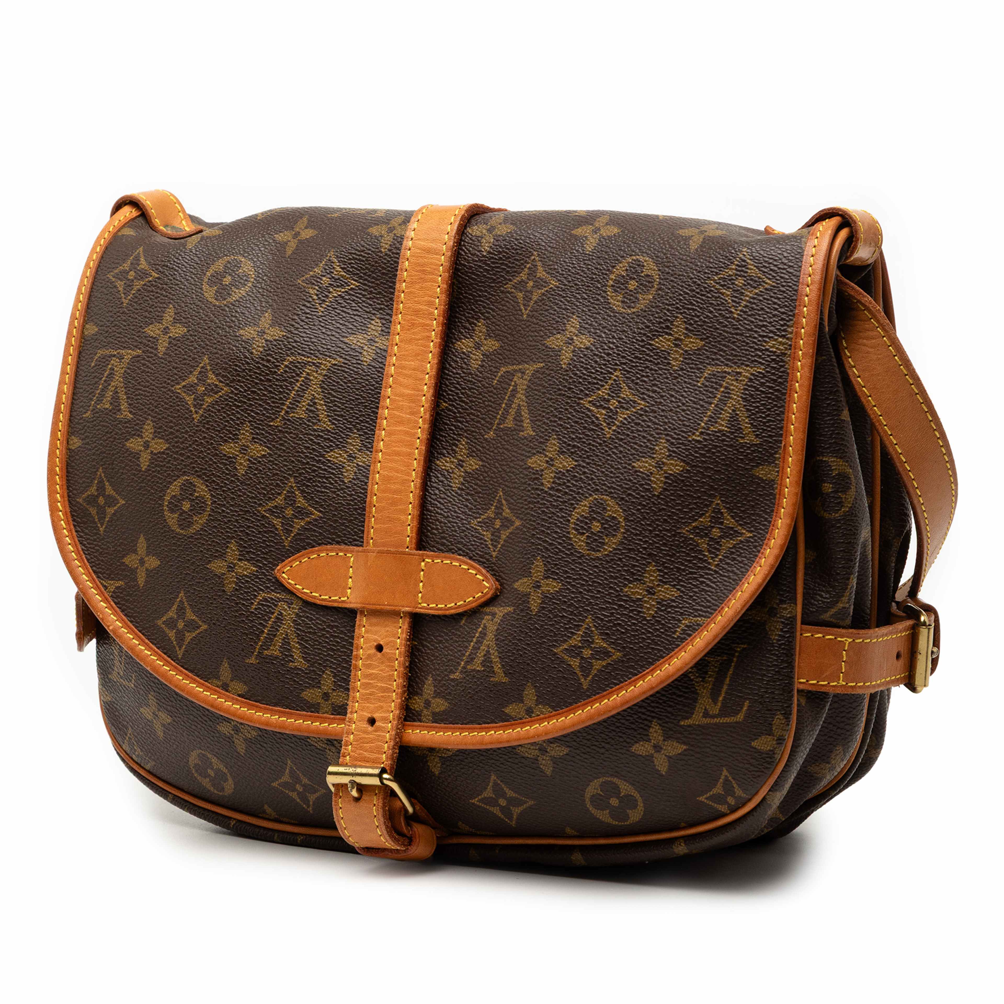 Louis Vuitton Monogram Saumur 30, från Luxclusif, i färgen brun. Klicka för att öppna bilden i stort format