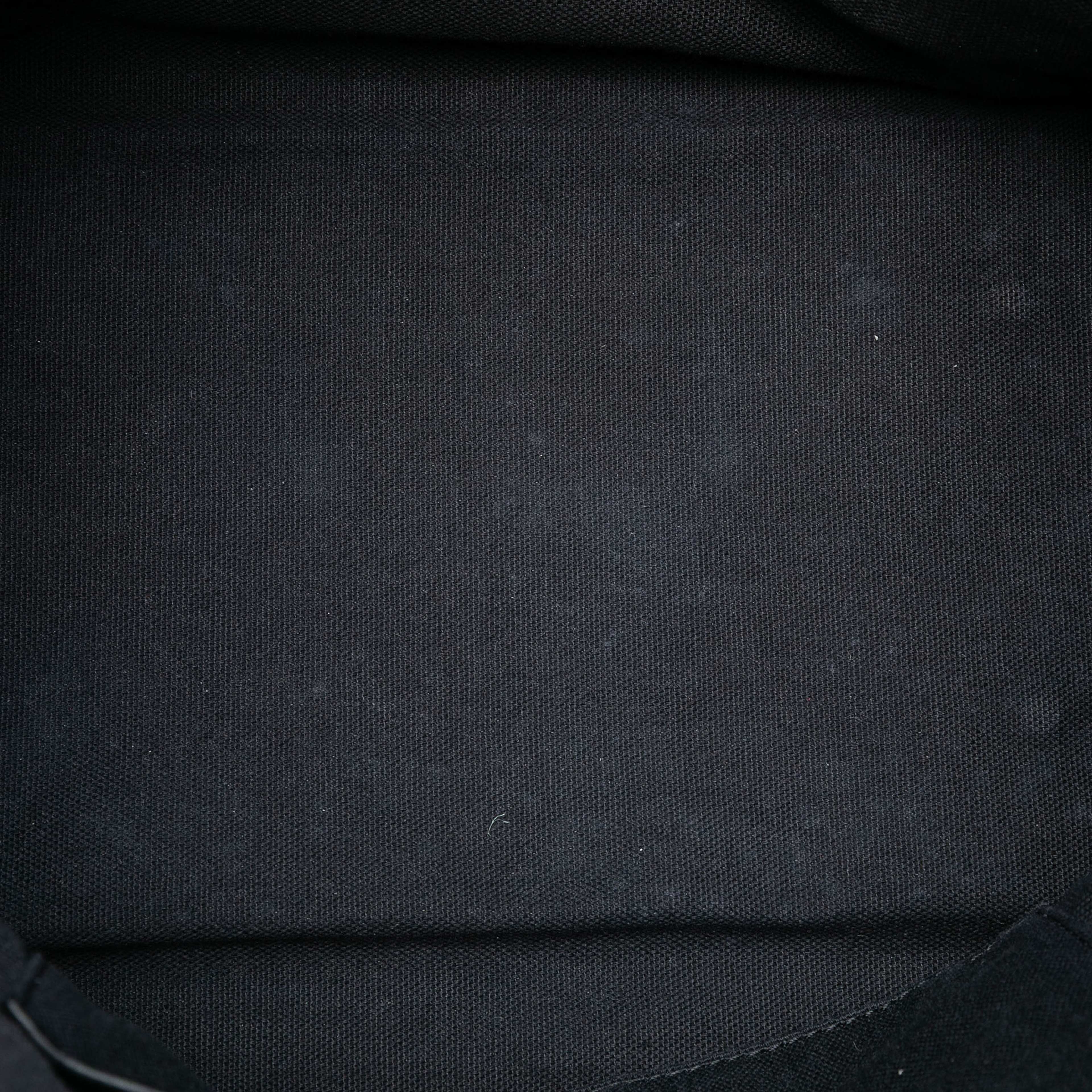 Burberry Small Leather And House Check Canvas Canterbury Tote, från Luxclusif, i färgen black. Klicka för att öppna bilden i stort format