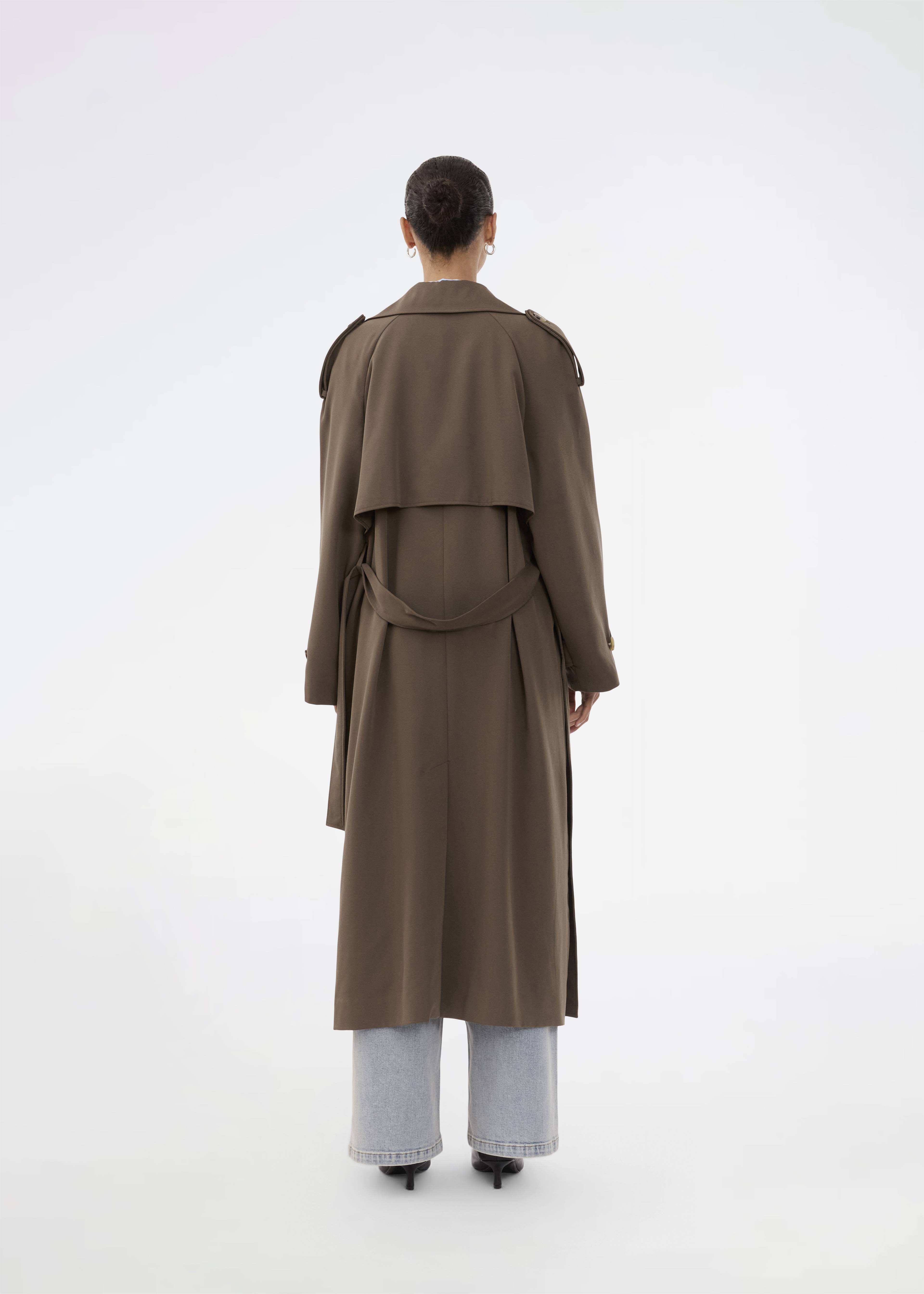 Eviemd Jacket, från Modström, i färgen espresso. Klicka för att öppna bilden i stort format