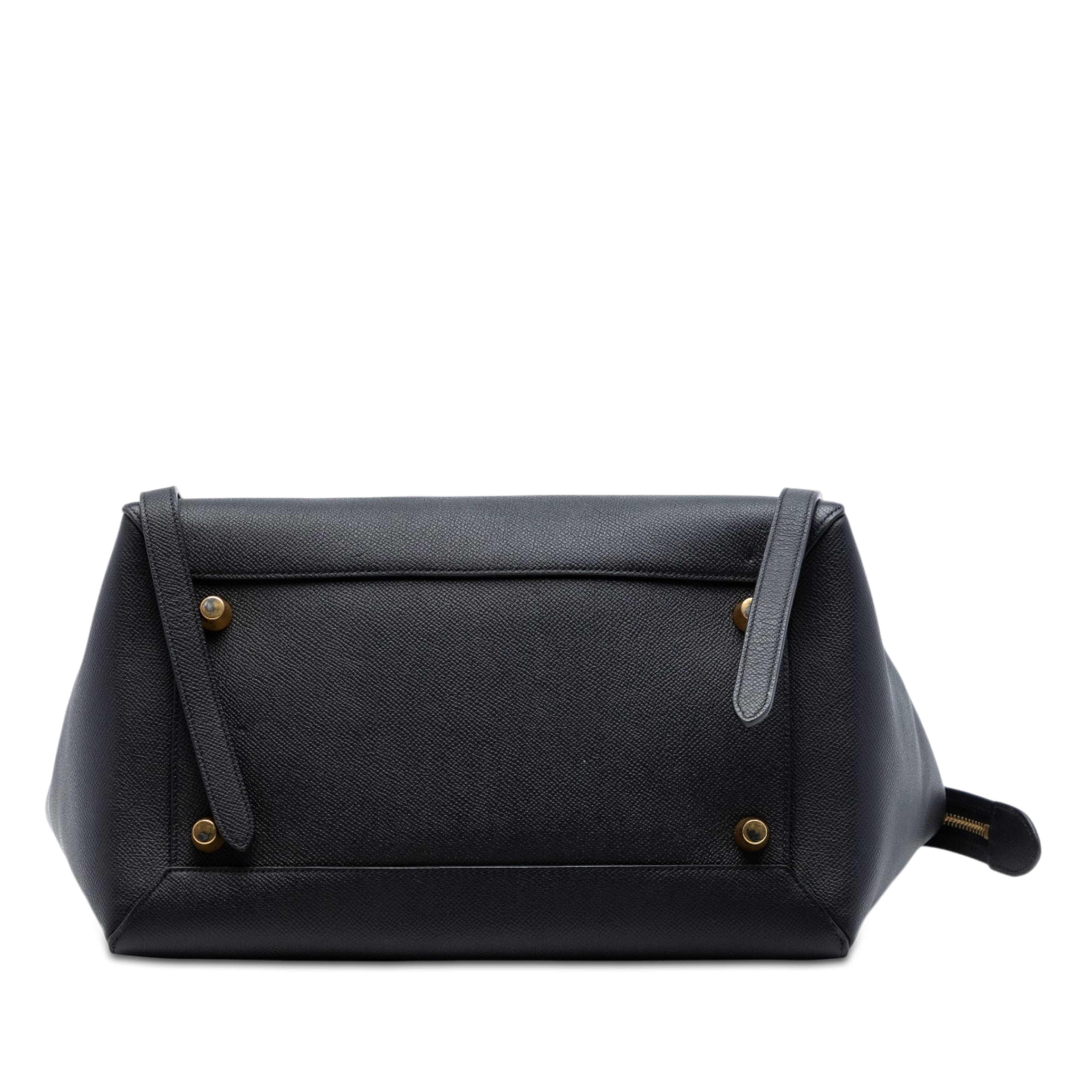 Celine Mini Grained Calfskin Belt Bag, från Luxclusif, i färgen svart. Klicka för att öppna bilden i stort format