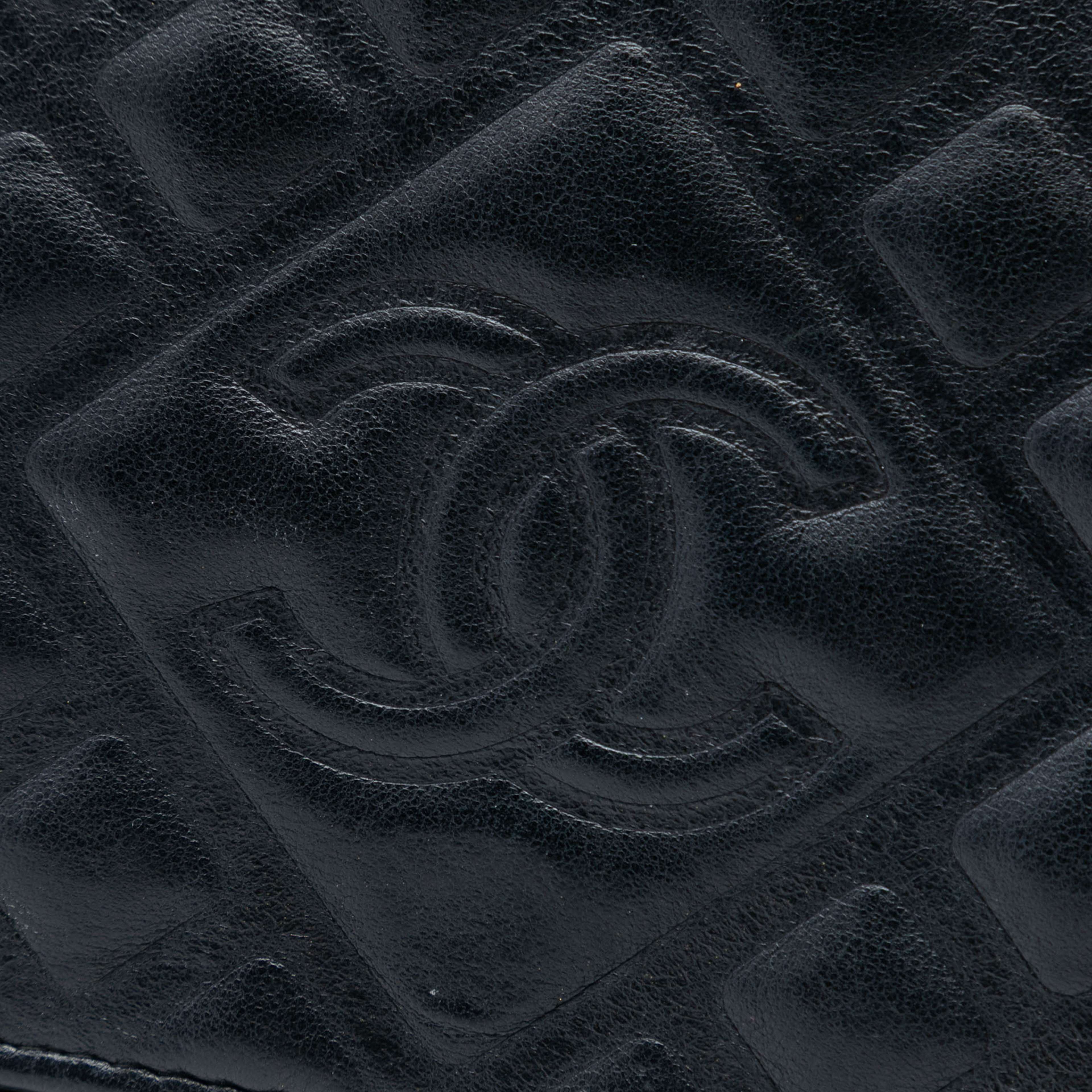 Chanel Cc Embossed Lambskin Diamond Wallet On Chain, från Luxclusif, i färgen black. Klicka för att öppna bilden i stort format