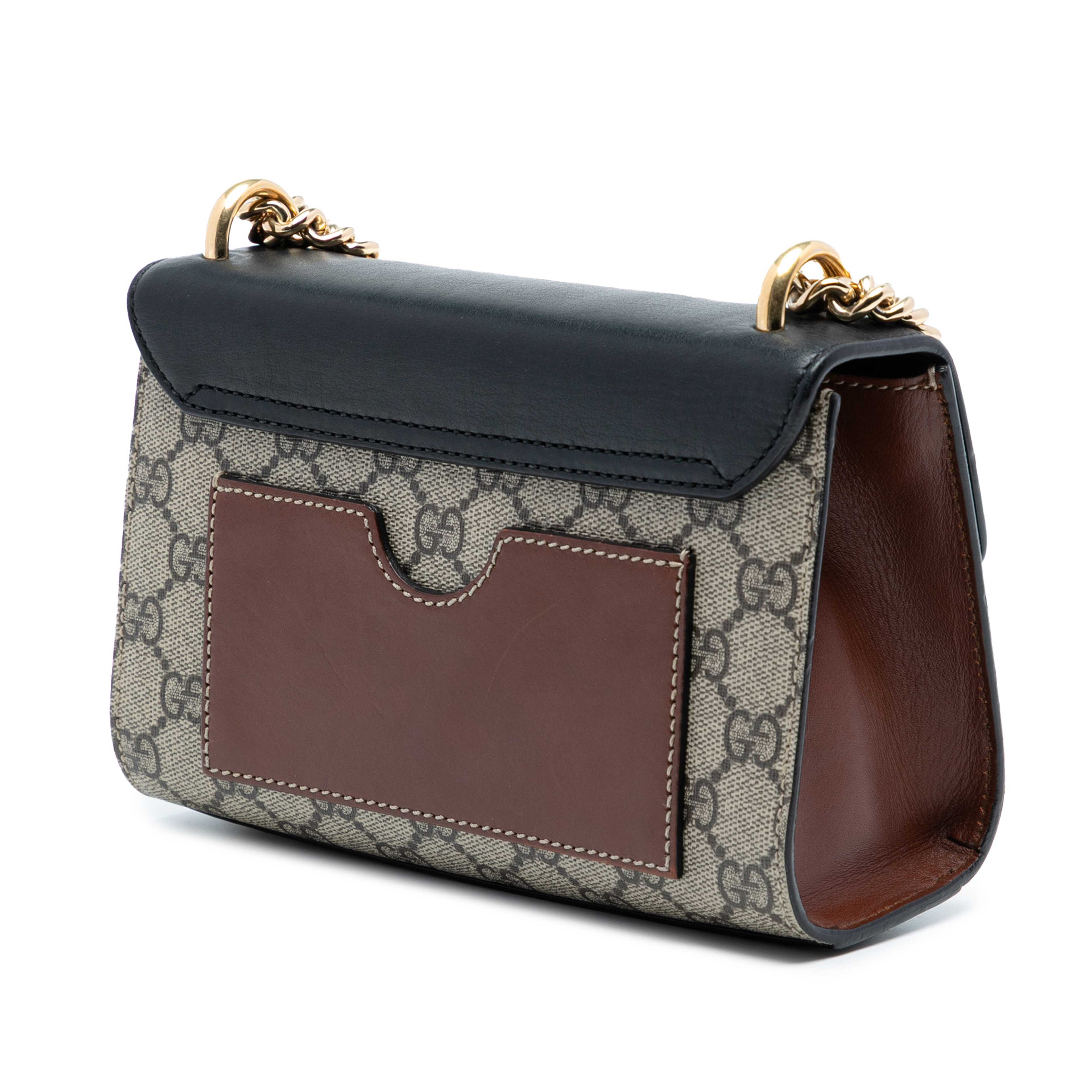 Gucci Small Gg Supreme Padlock Crossbody, från Luxclusif, i färgen beige. Klicka för att öppna bilden i stort format