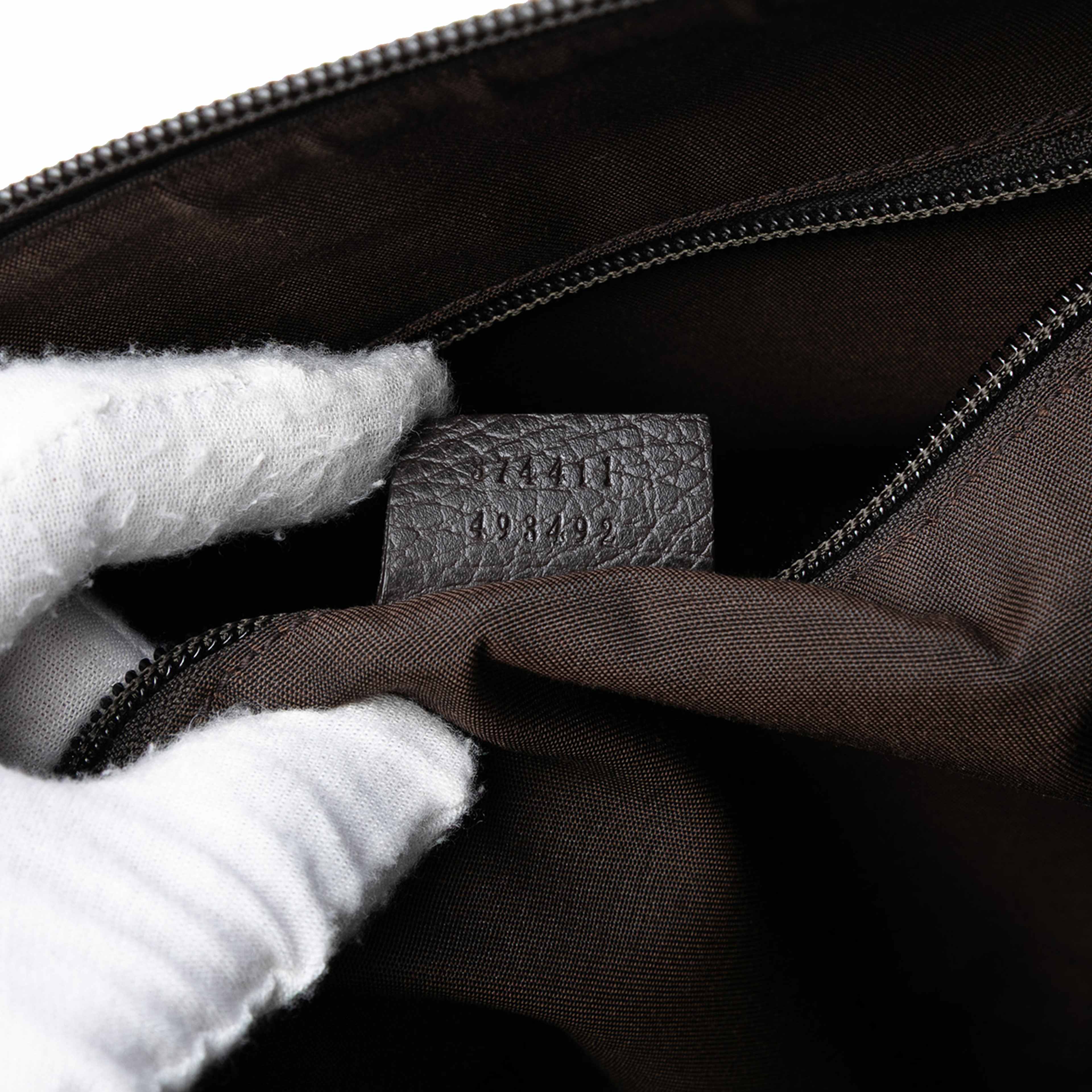 Gucci Gg Crystal Crossbody, från Luxclusif, i färgen beige. Klicka för att öppna bilden i stort format