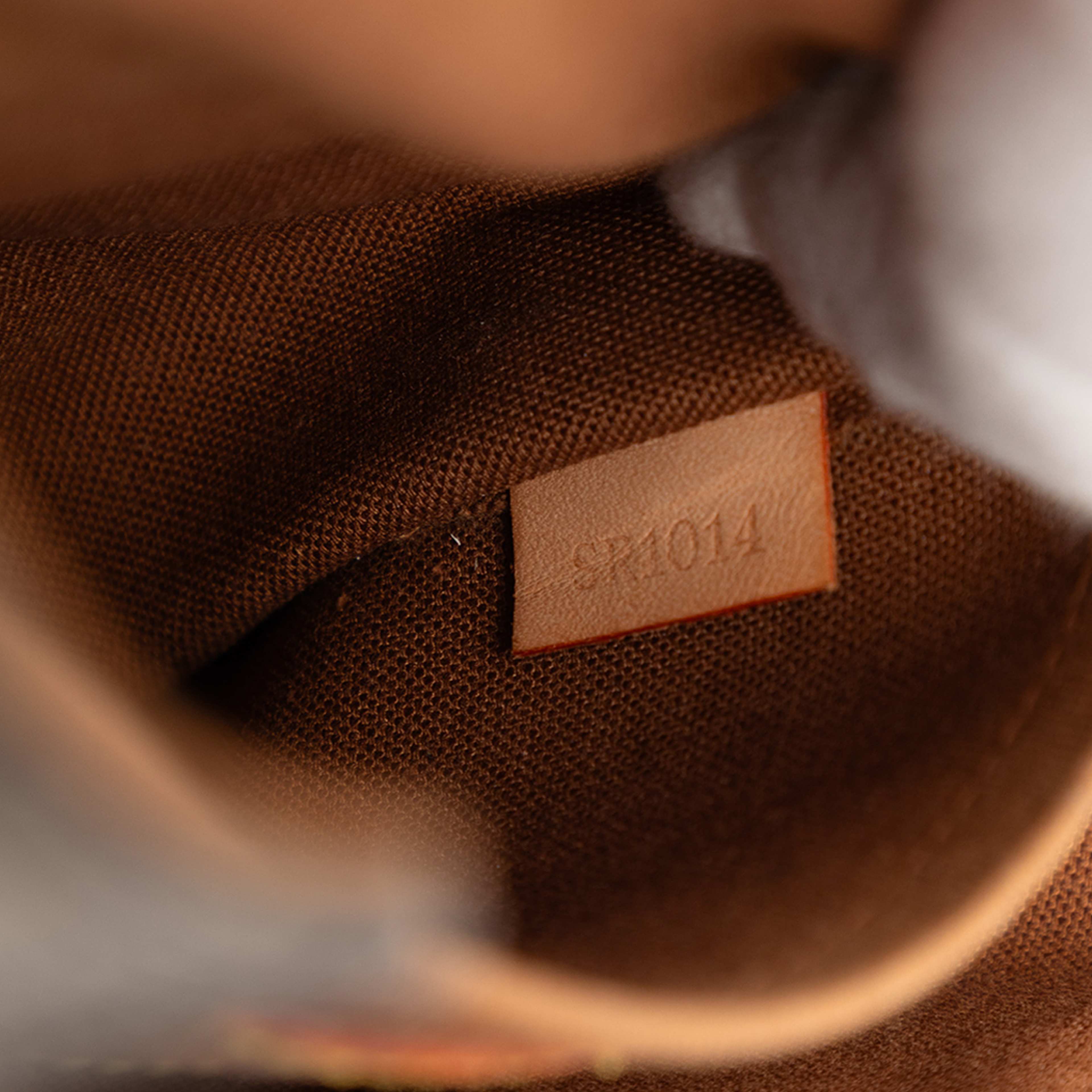Louis Vuitton Monogram Marelle Sac A Dos, från Luxclusif, i färgen brun. Klicka för att öppna bilden i stort format