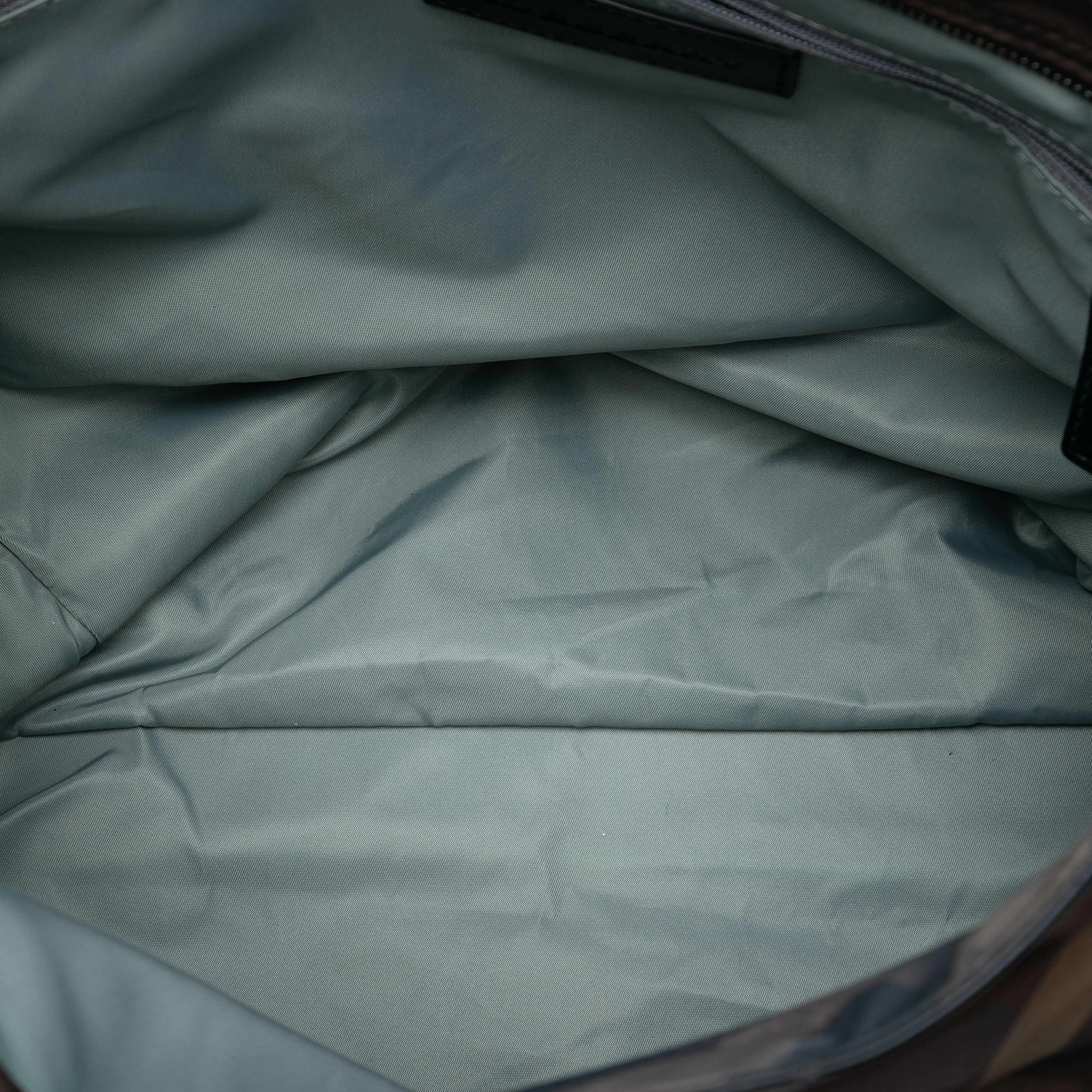 Burberry Supernova Check Nylon Buckleigh Tote, från Luxclusif, i färgen brown. Klicka för att öppna bilden i stort format