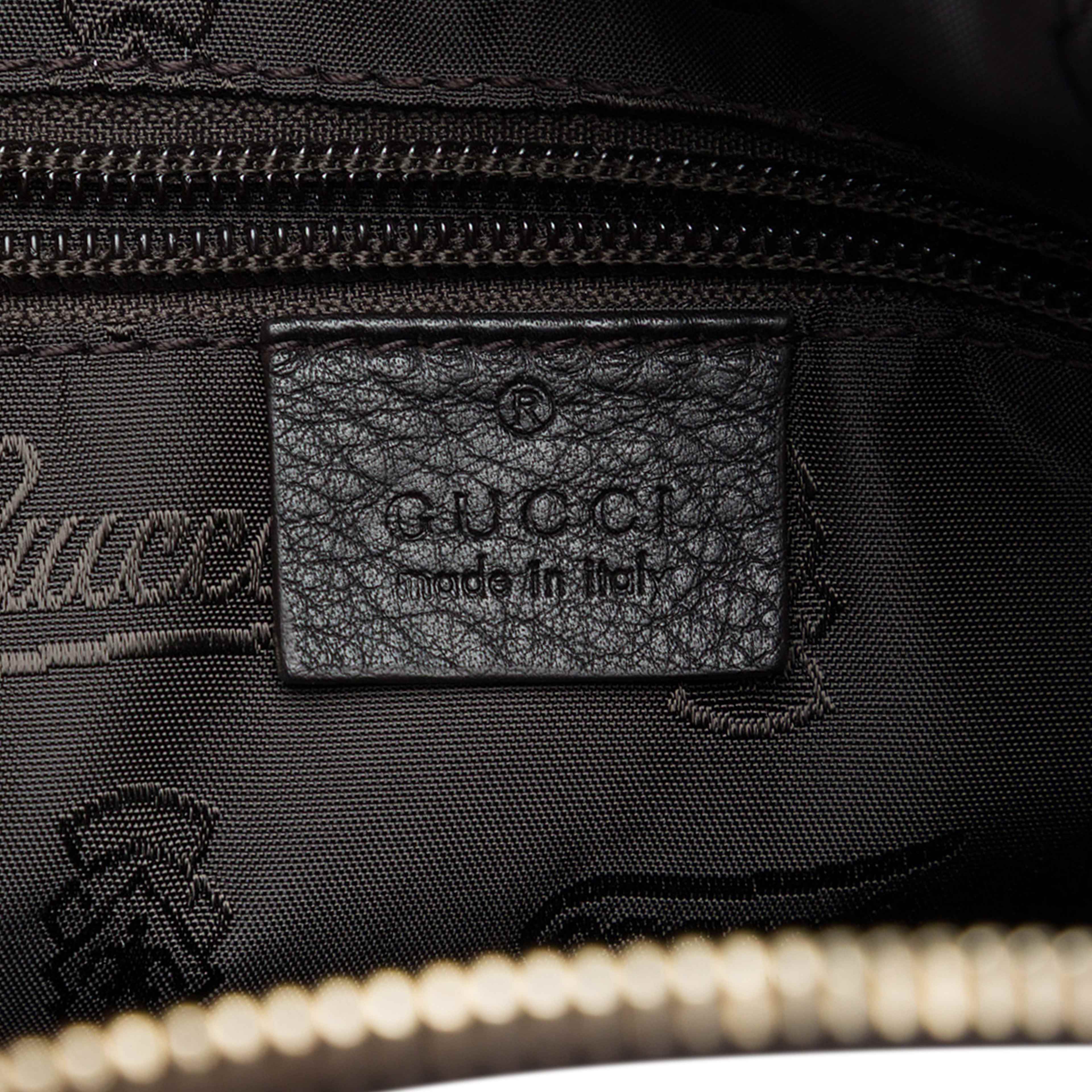 Gucci Guccissima Crossbody, från Luxclusif, i färgen svart. Klicka för att öppna bilden i stort format
