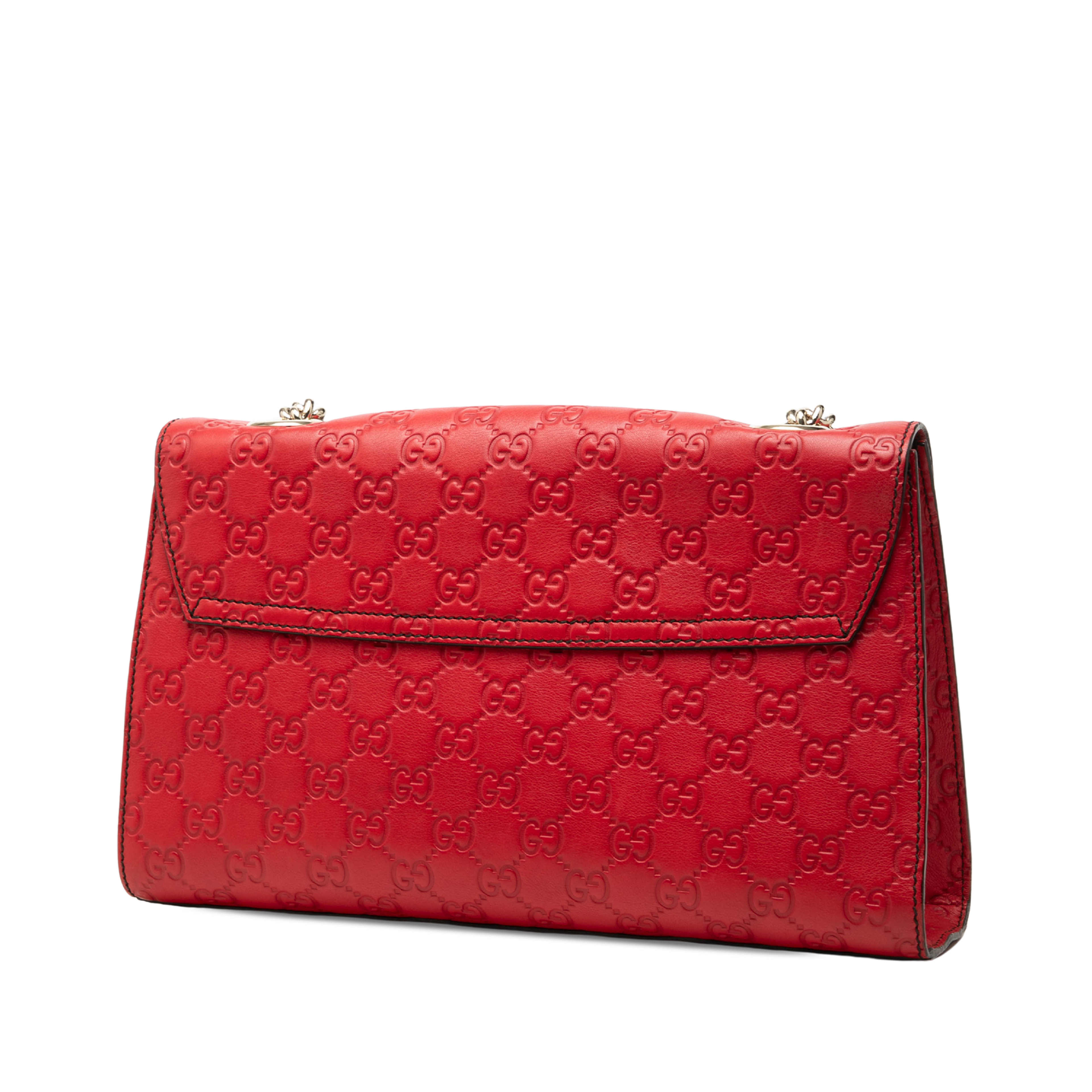 Gucci Medium Guccissima Emily Shoulder Bag, från Luxclusif, i färgen röd. Klicka för att öppna bilden i stort format