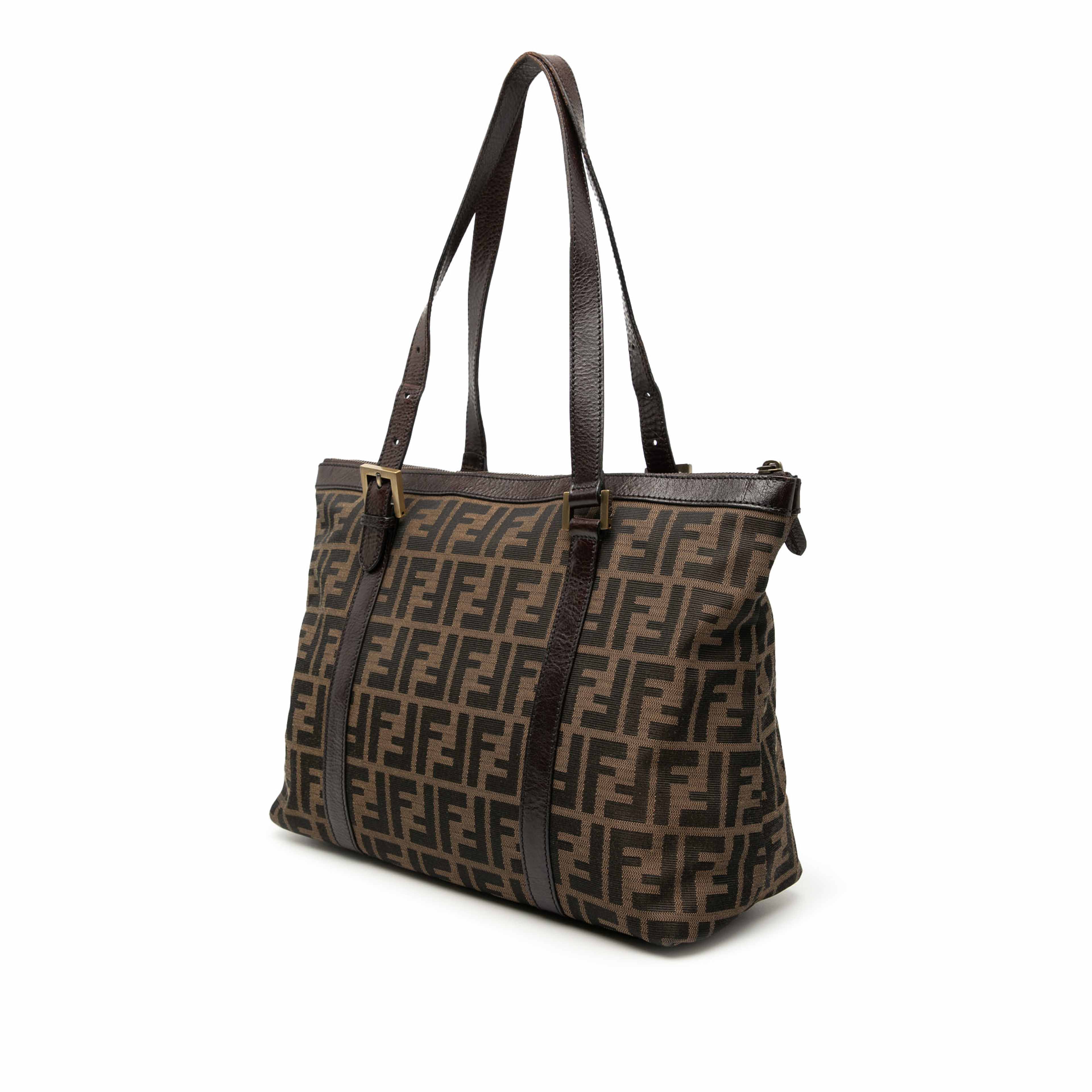 Fendi Zucca Canvas Tote, från Luxclusif, i färgen brun. Klicka för att öppna bilden i stort format