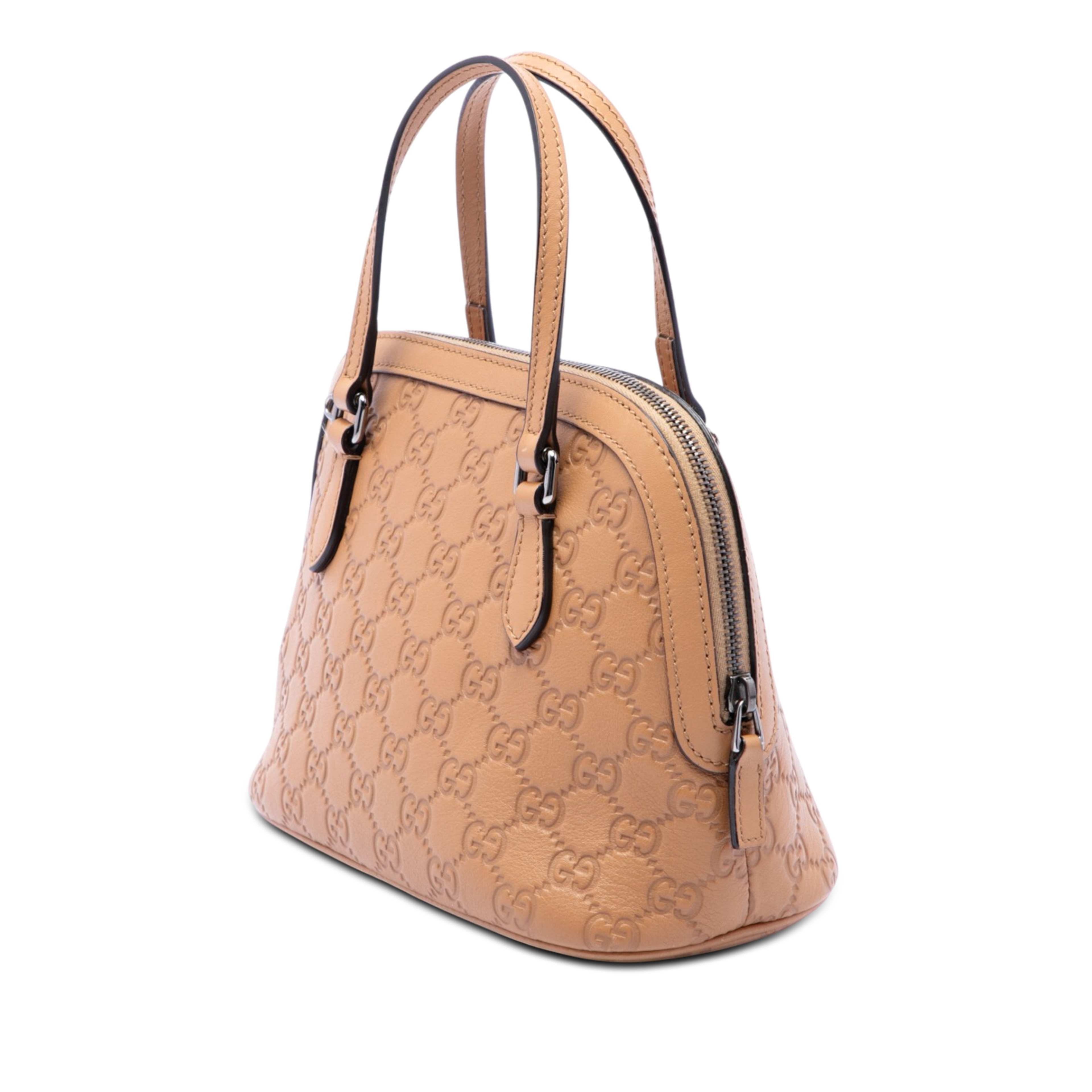 Gucci Mini Guccissima Dome Satchel, från Luxclusif, i färgen brun. Klicka för att öppna bilden i stort format