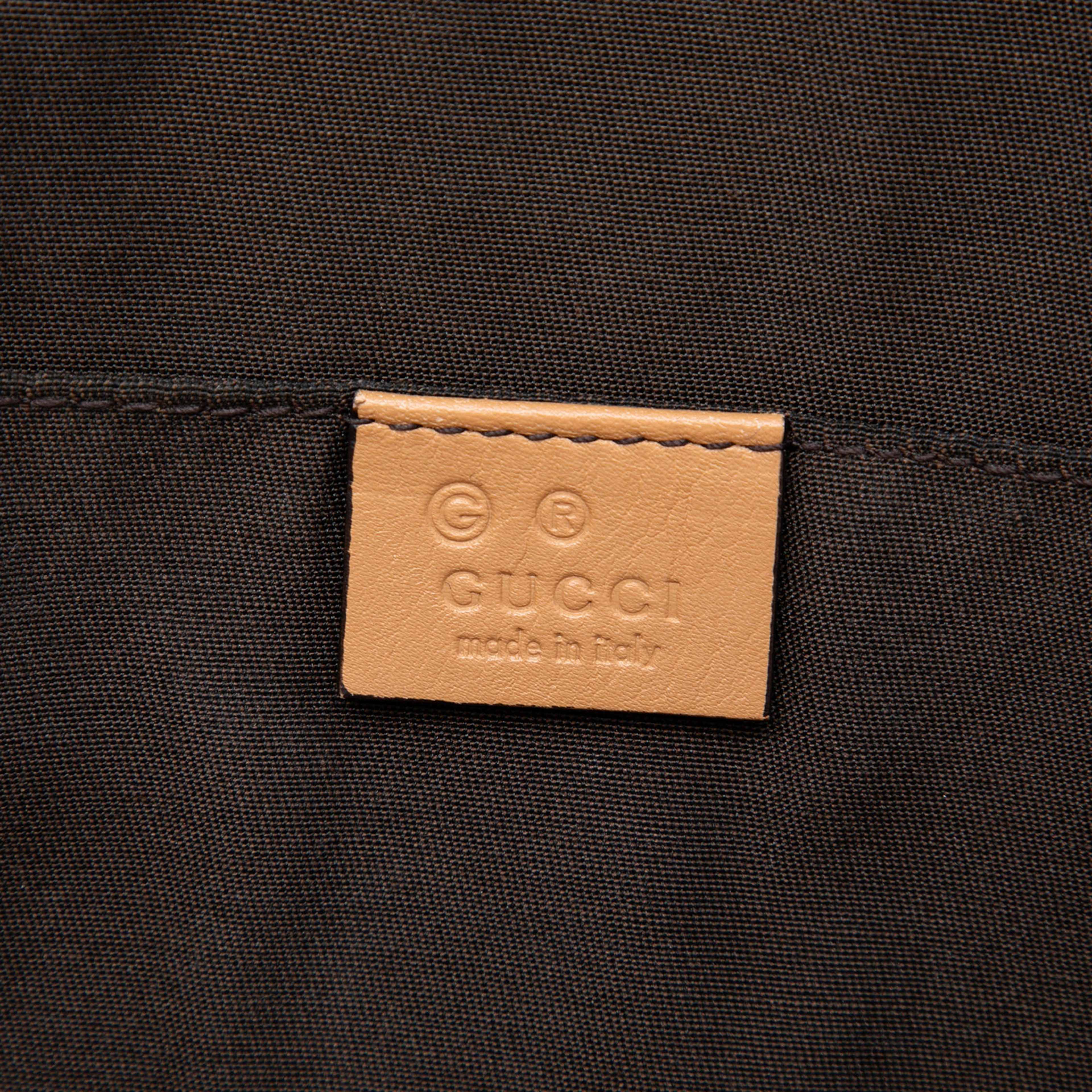 Gucci Mini Guccissima Dome Satchel, från Luxclusif, i färgen brun. Klicka för att öppna bilden i stort format