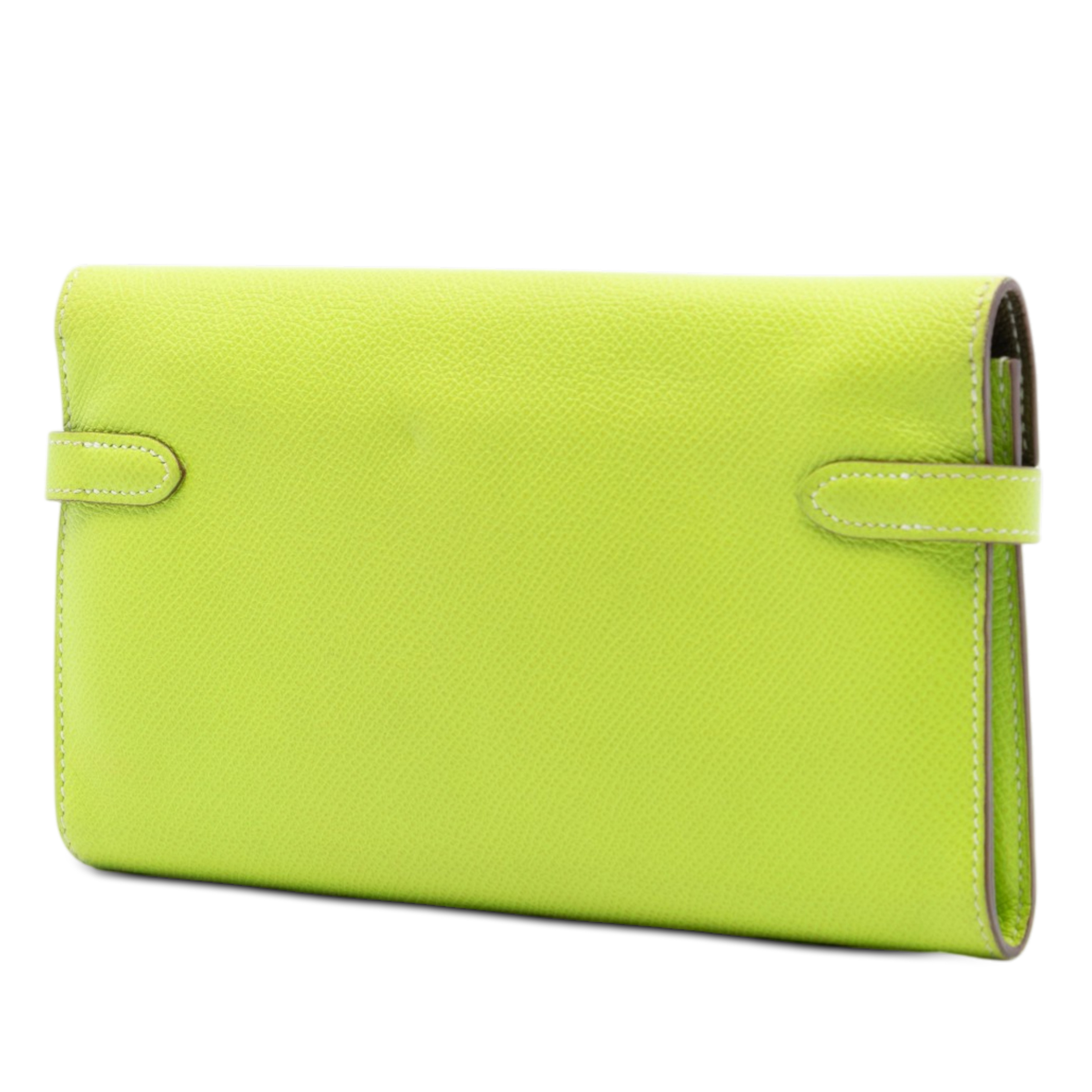 Hermès Chevre Mysore Vero Kelly Longue Wallet, från Luxclusif, i färgen grön. Klicka för att öppna bilden i stort format