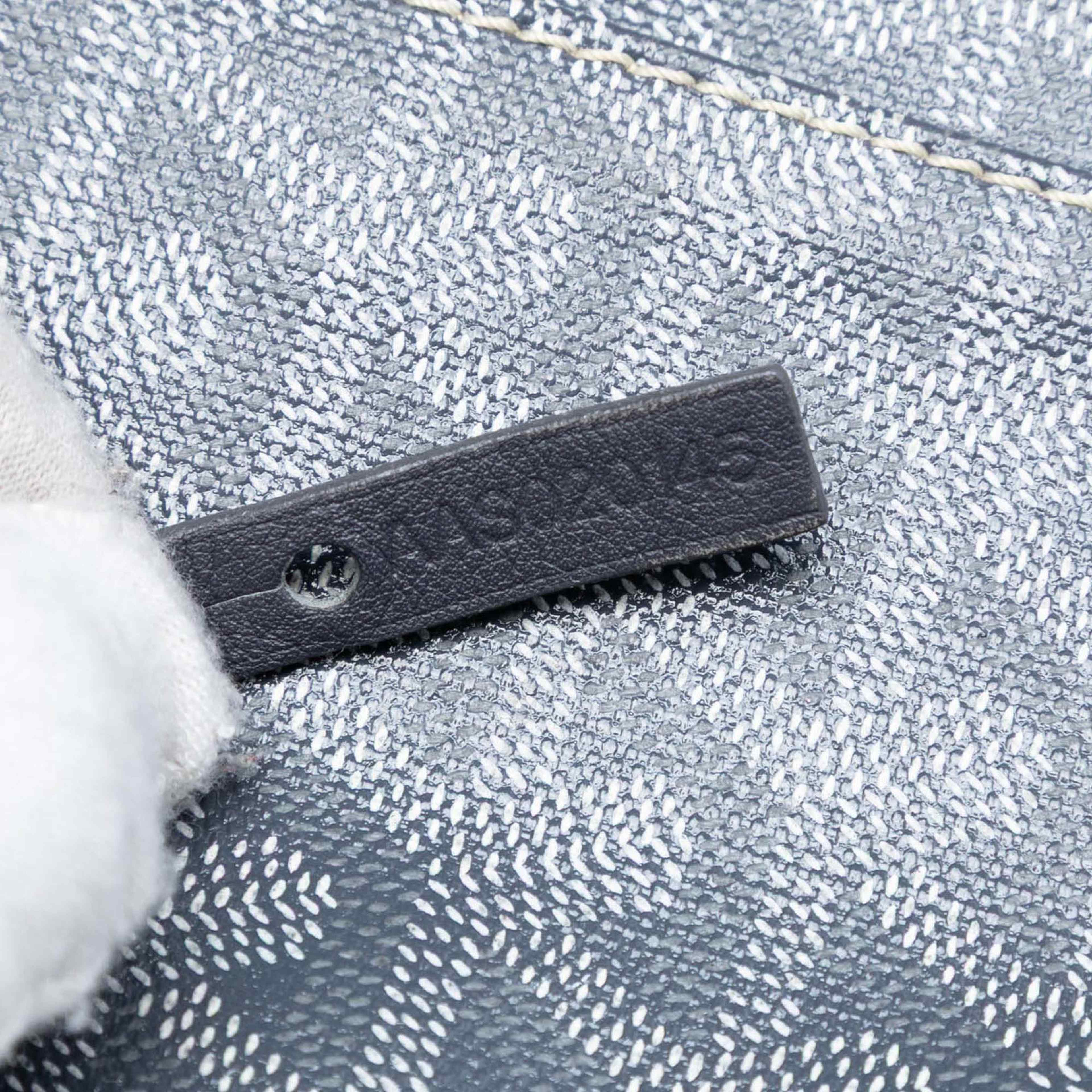 Goyard Goyardine Saint Louis Gm, från Luxclusif, i färgen gray. Klicka för att öppna bilden i stort format