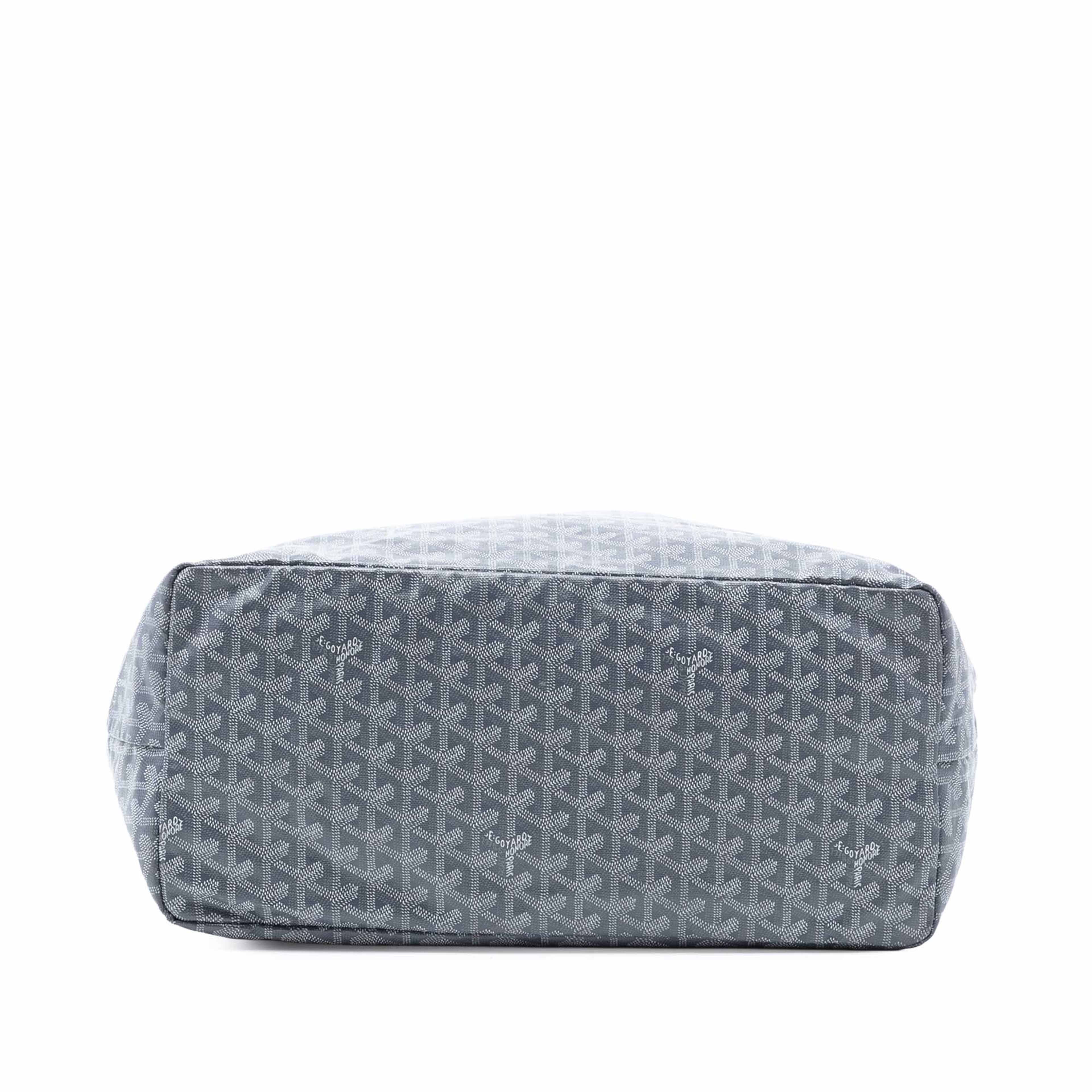 Goyard Goyardine Saint Louis Gm, från Luxclusif, i färgen grå. Klicka för att öppna bilden i stort format