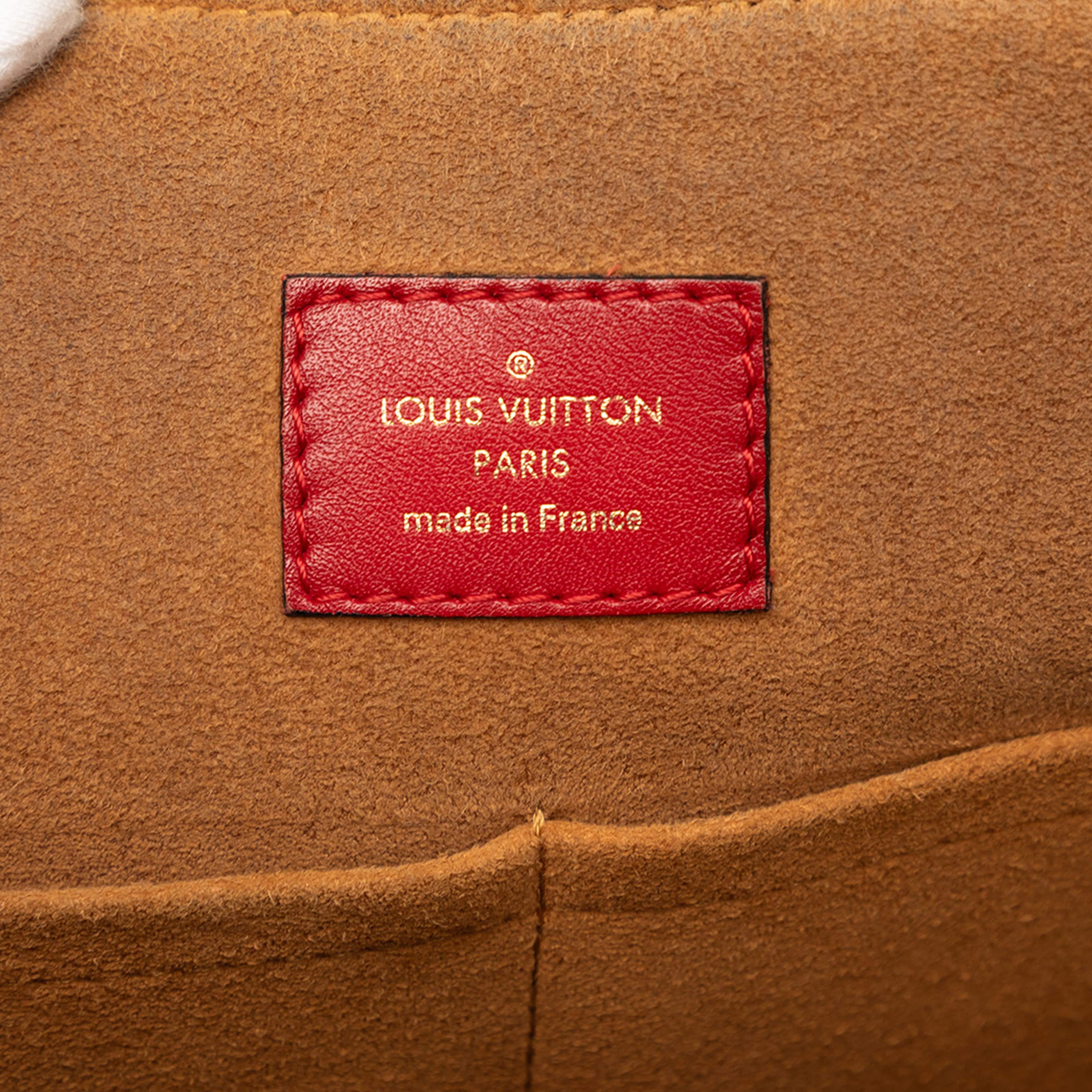 Louis Vuitton Monogram Tuileries, från Luxclusif, i färgen brun. Klicka för att öppna bilden i stort format