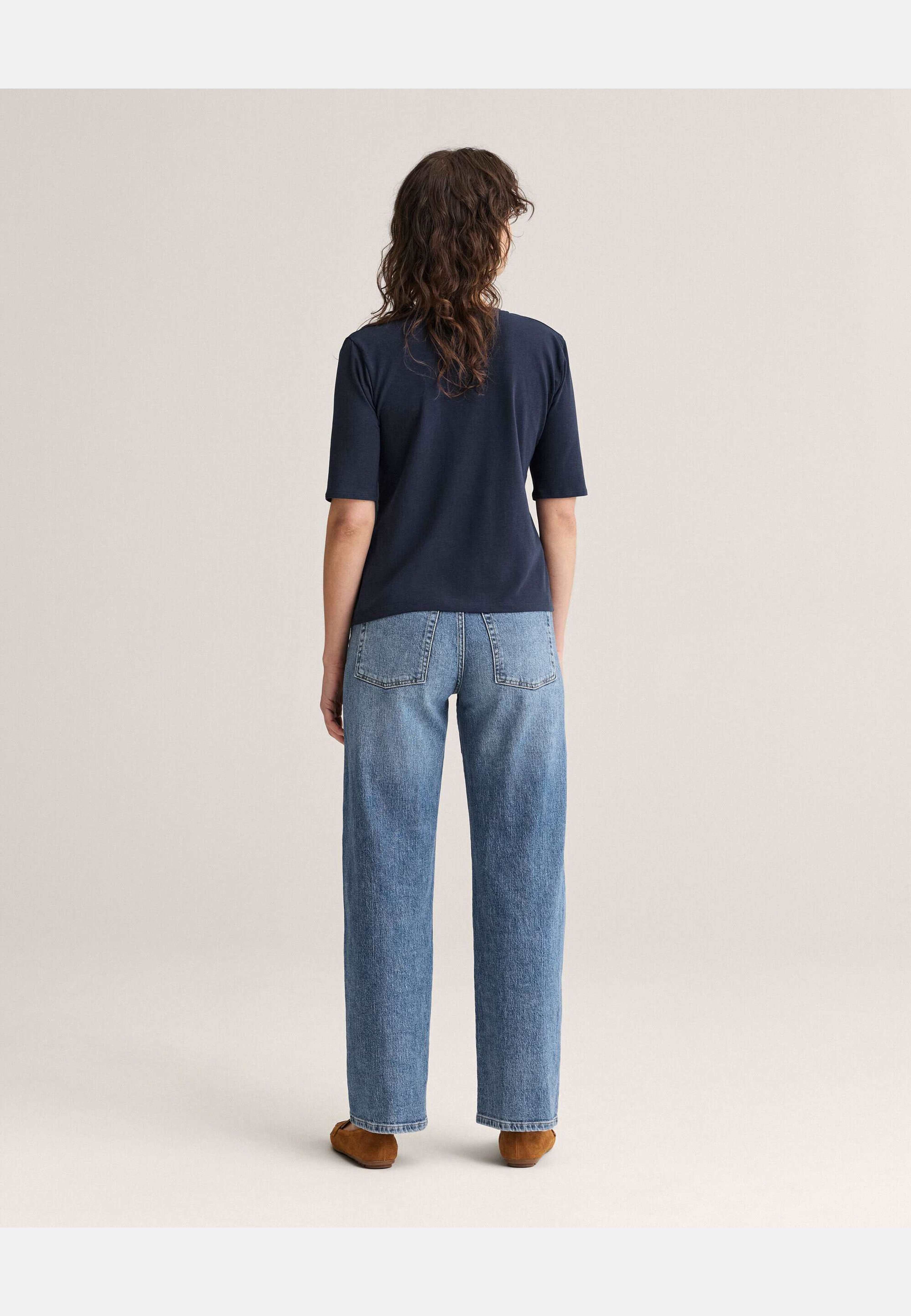 Nike V-neck Top, från Newhouse, i färgen marinblå. Klicka för att öppna bilden i stort format