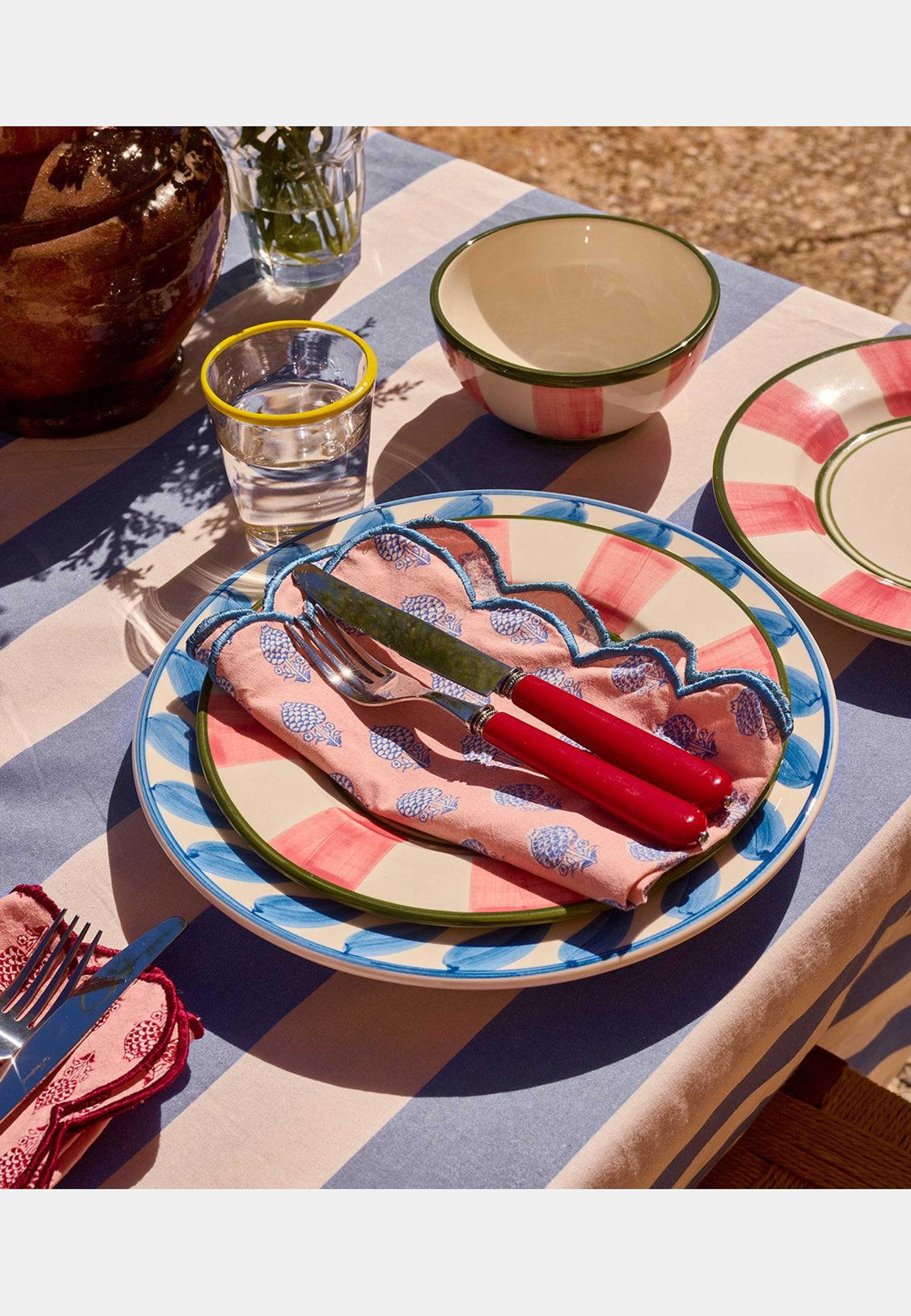 Circus Liten Skål - 13 Cm, från Pick A Poppy, i färgen pink. Klicka för att öppna bilden i stort format