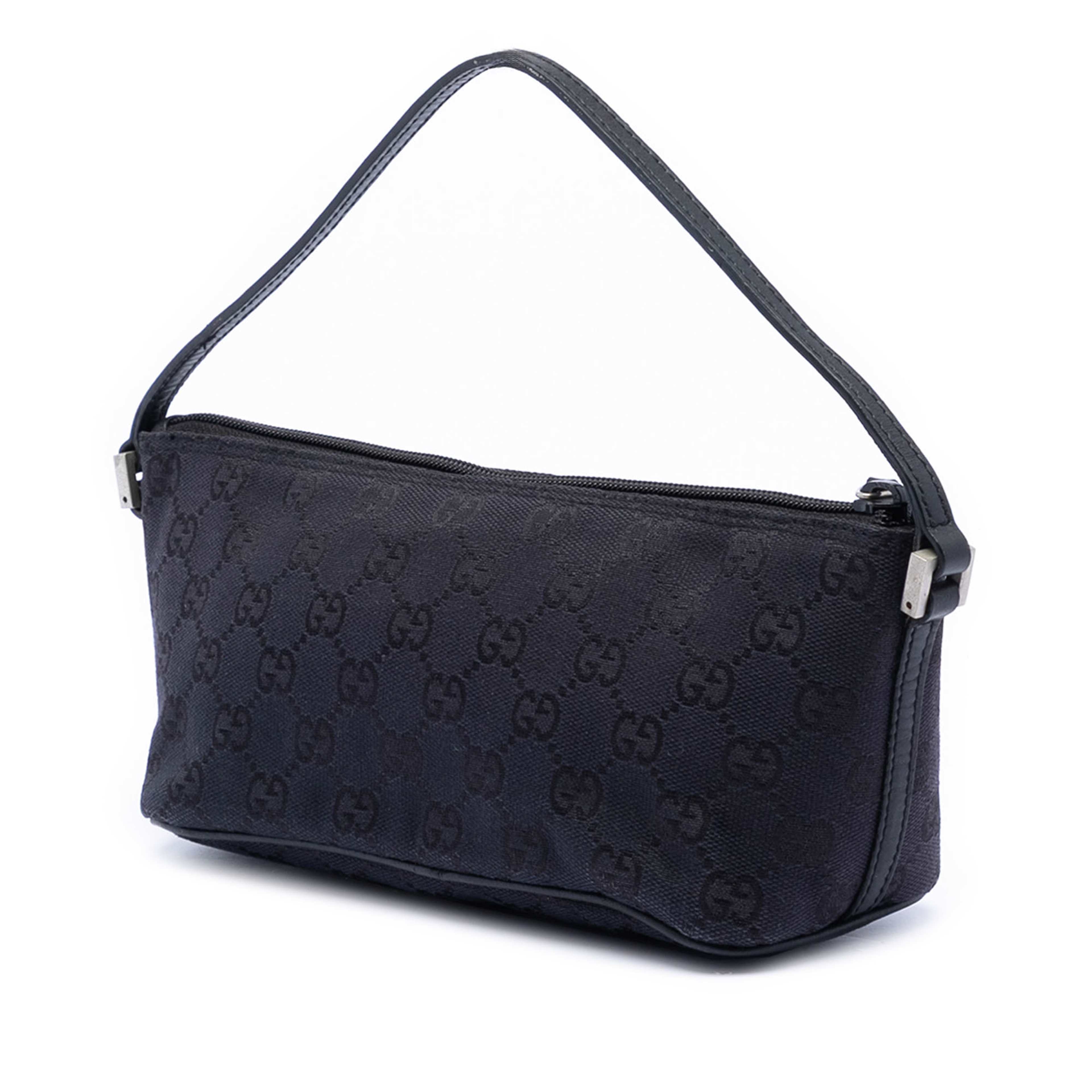 Gucci Gg Canvas Boat, från Luxclusif, i färgen black. Klicka för att öppna bilden i stort format
