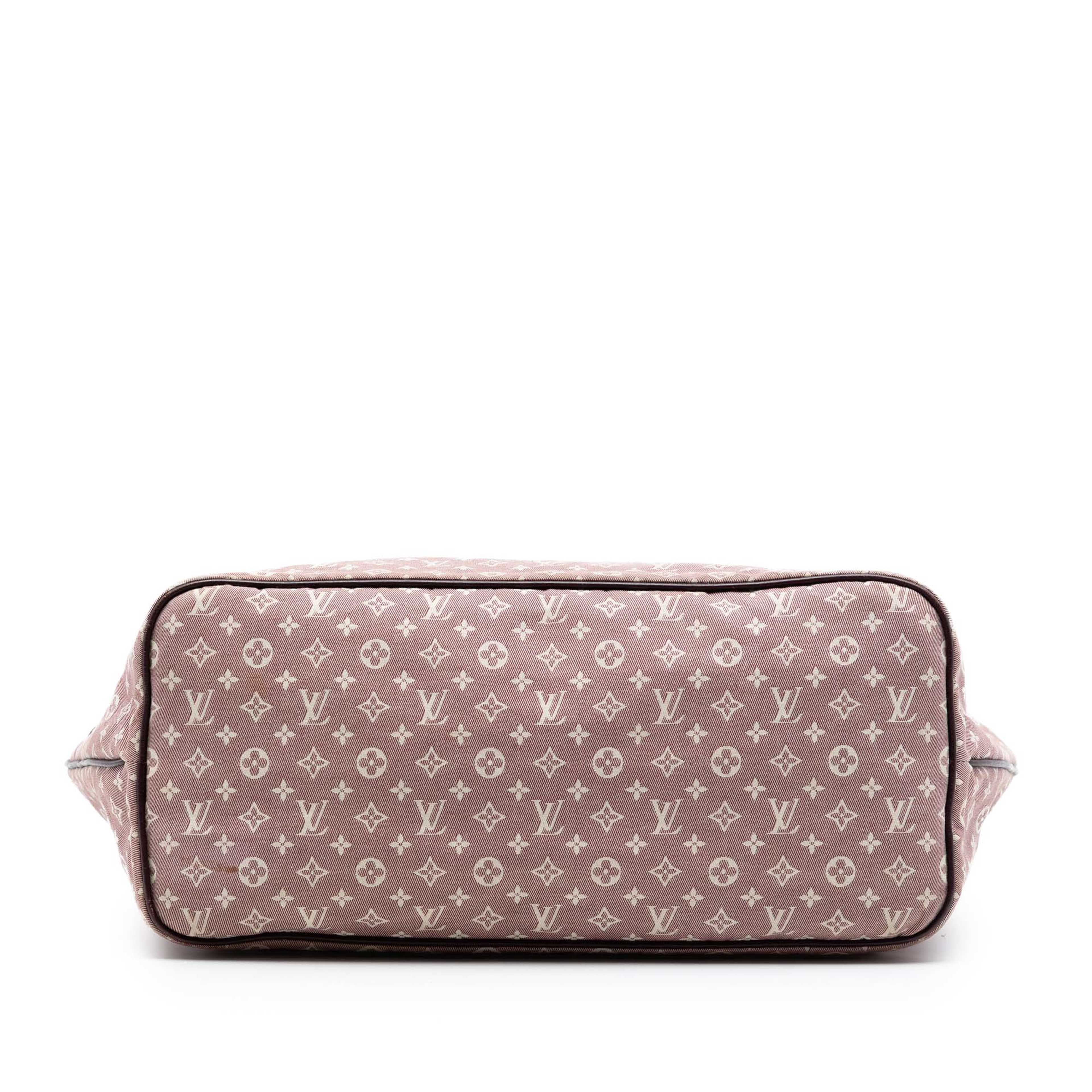 Louis Vuitton Monogram Idylle Neverfull Mm, från Luxclusif, i färgen light pink. Klicka för att öppna bilden i stort format