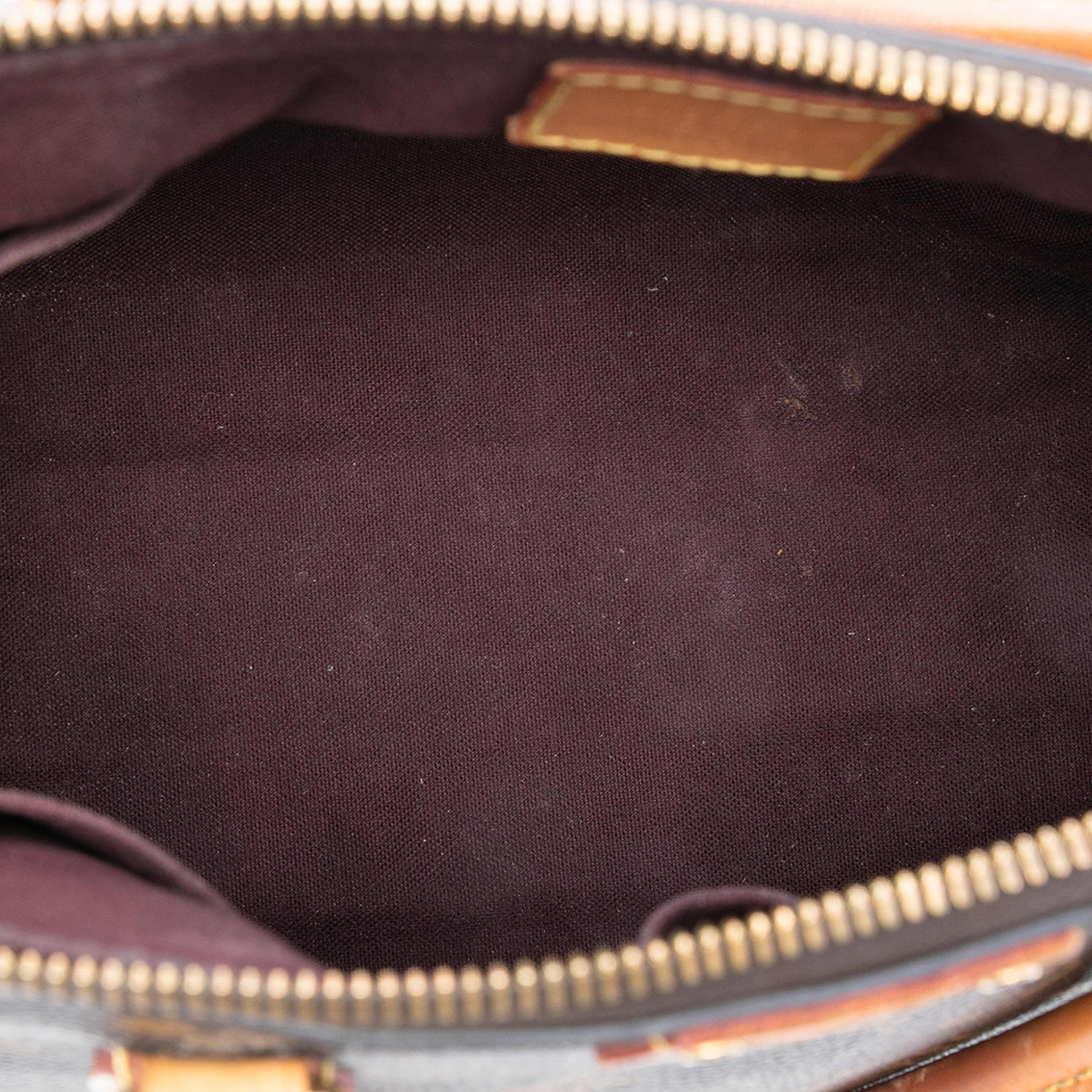 Louis Vuitton Monogram Turenne Pm, från Luxclusif, i färgen brown. Klicka för att öppna bilden i stort format