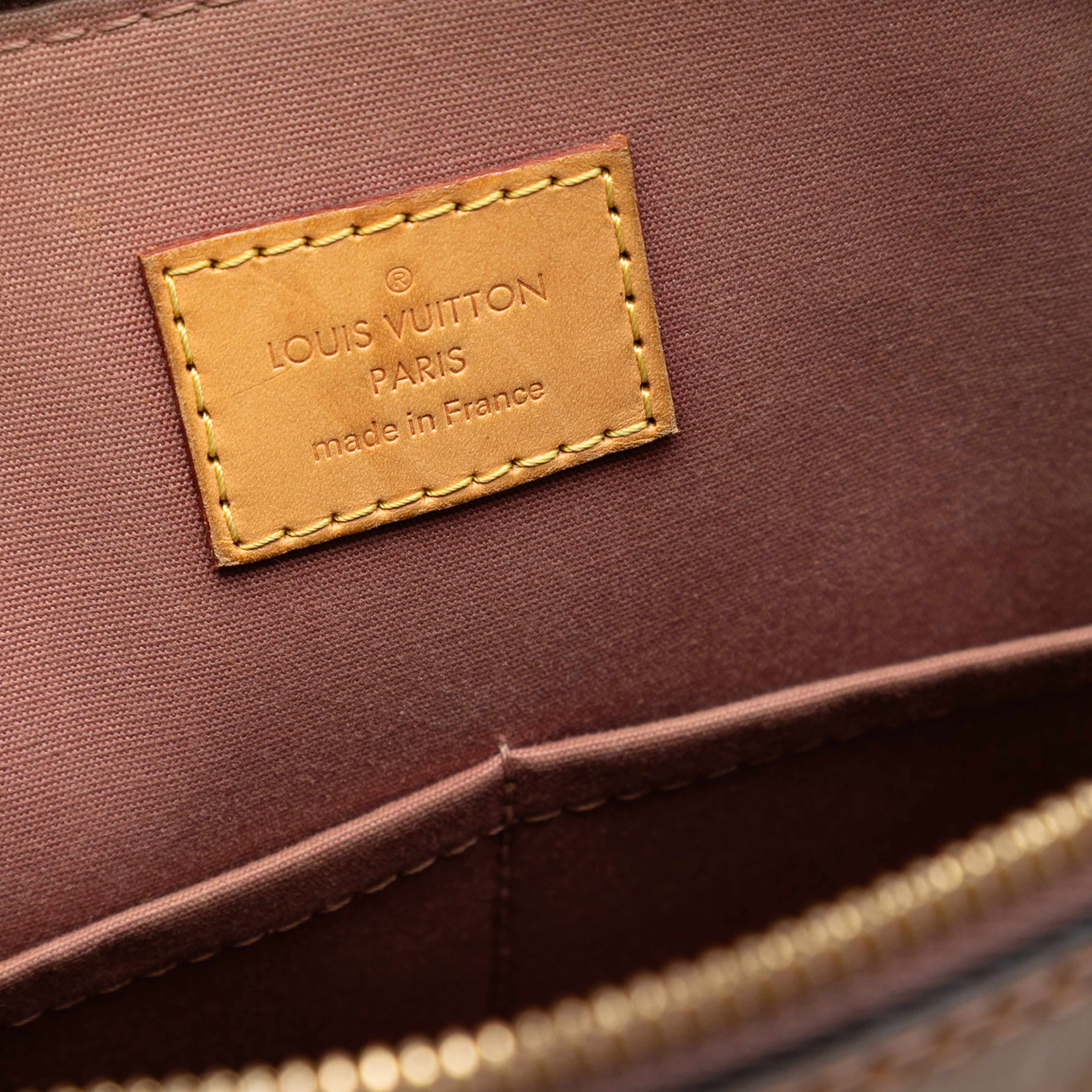 Louis Vuitton Monogram Vernis Alma Pm, från Luxclusif, i färgen brown. Klicka för att öppna bilden i stort format