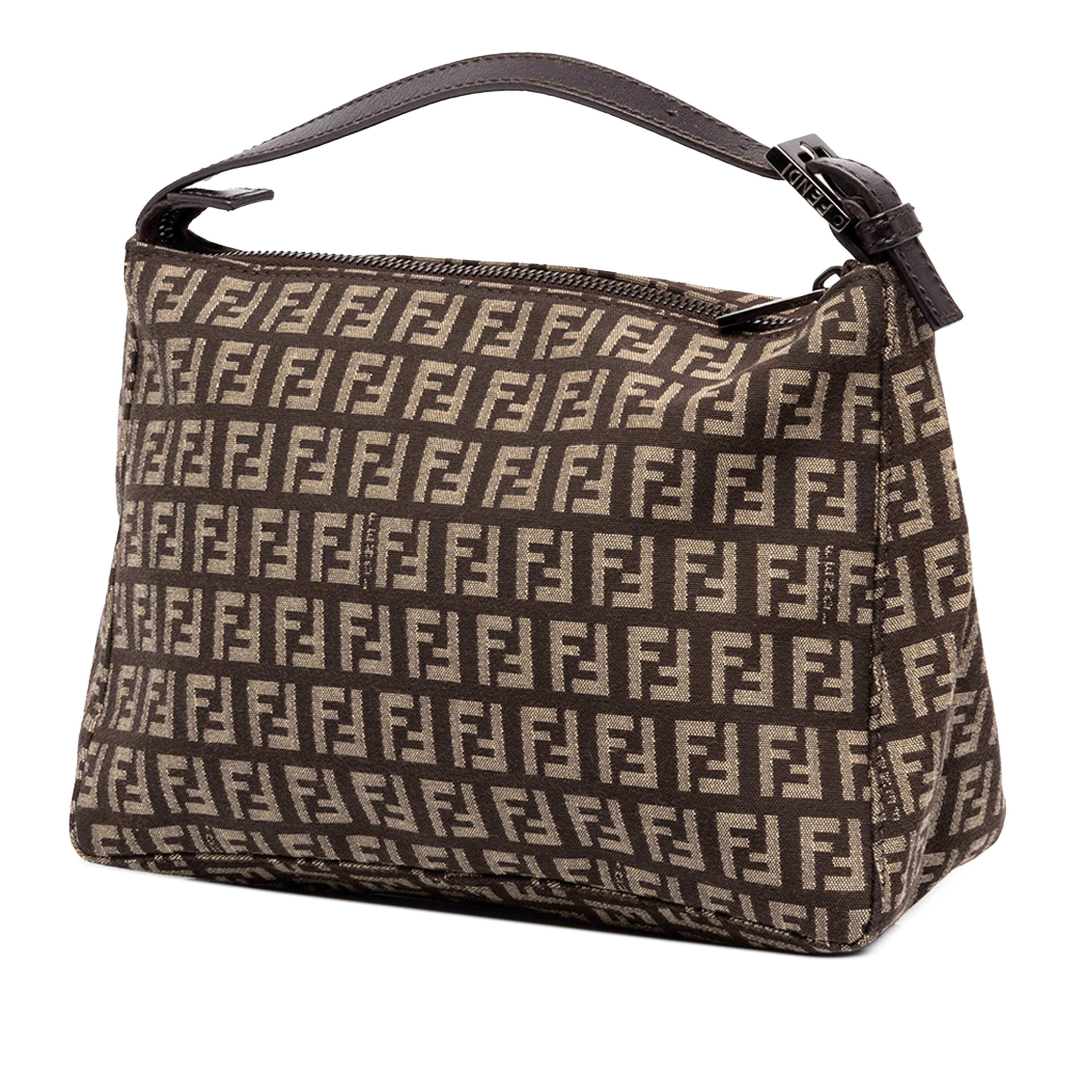 Fendi Zucchino Canvas Handbag, från Luxclusif, i färgen brun. Klicka för att öppna bilden i stort format