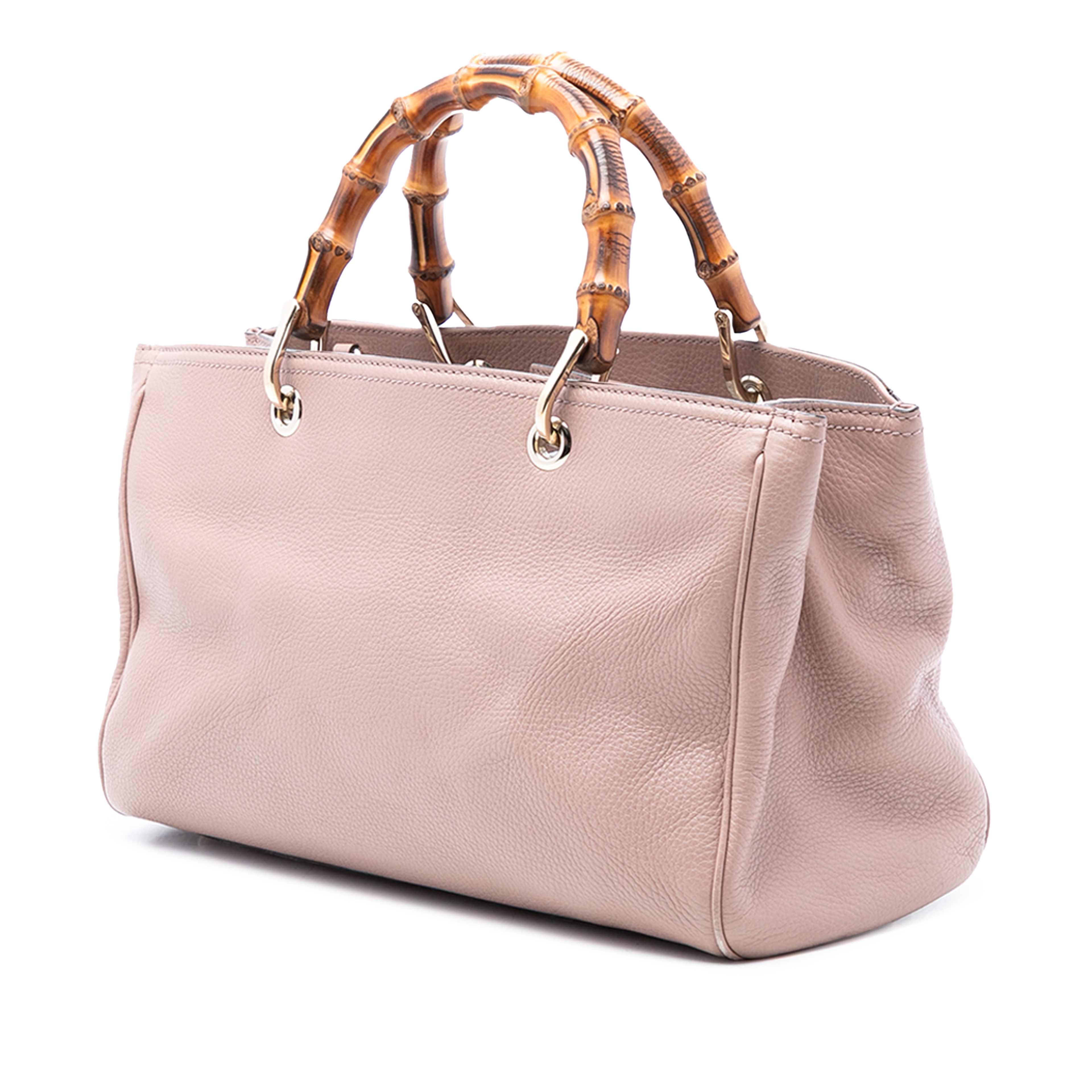 Gucci Medium Calfskin Bamboo Shopper Satchel, från Luxclusif, i färgen light pink. Klicka för att öppna bilden i stort format