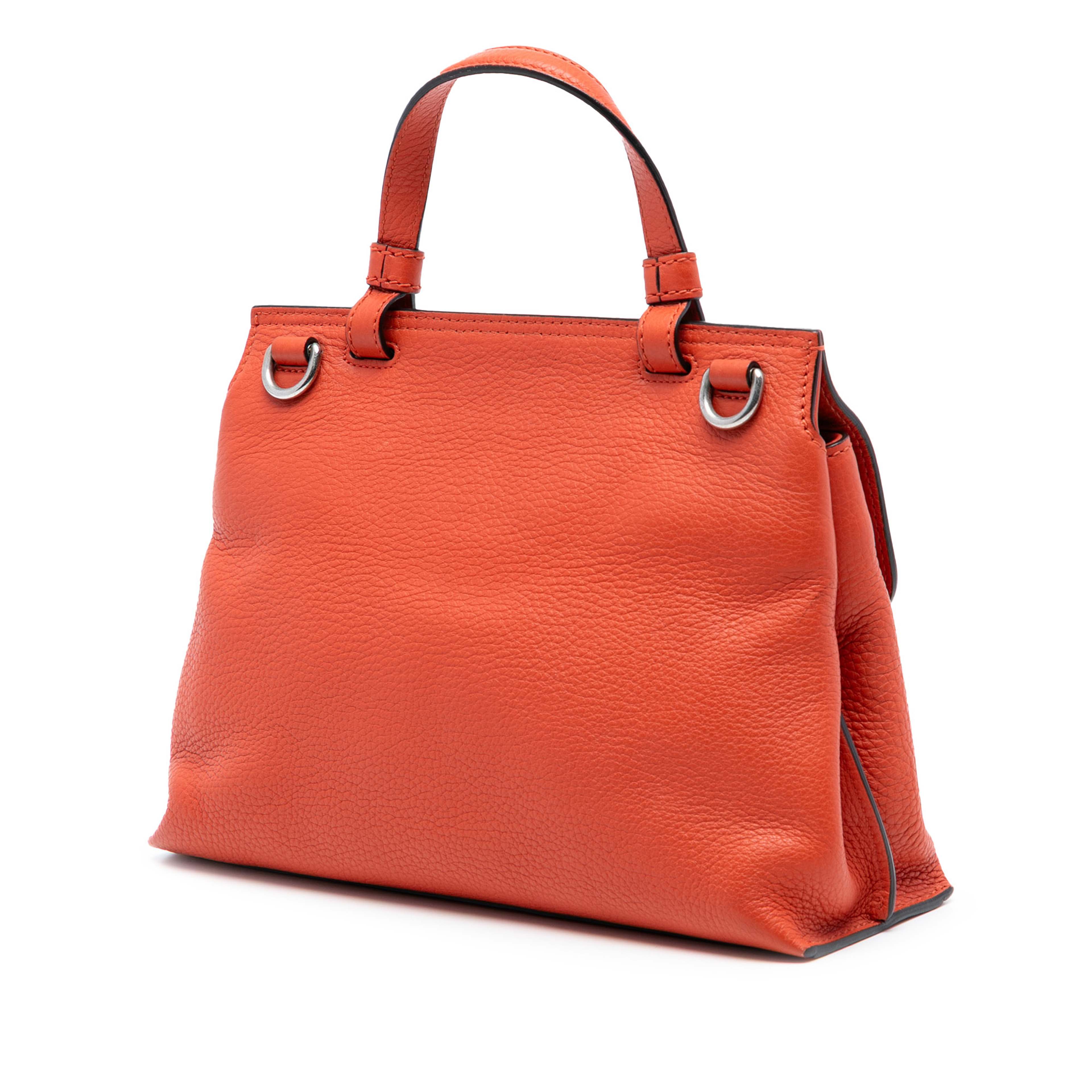 Gucci Small Leather Bamboo Daily Satchel, från Luxclusif, i färgen dark orange. Klicka för att öppna bilden i stort format