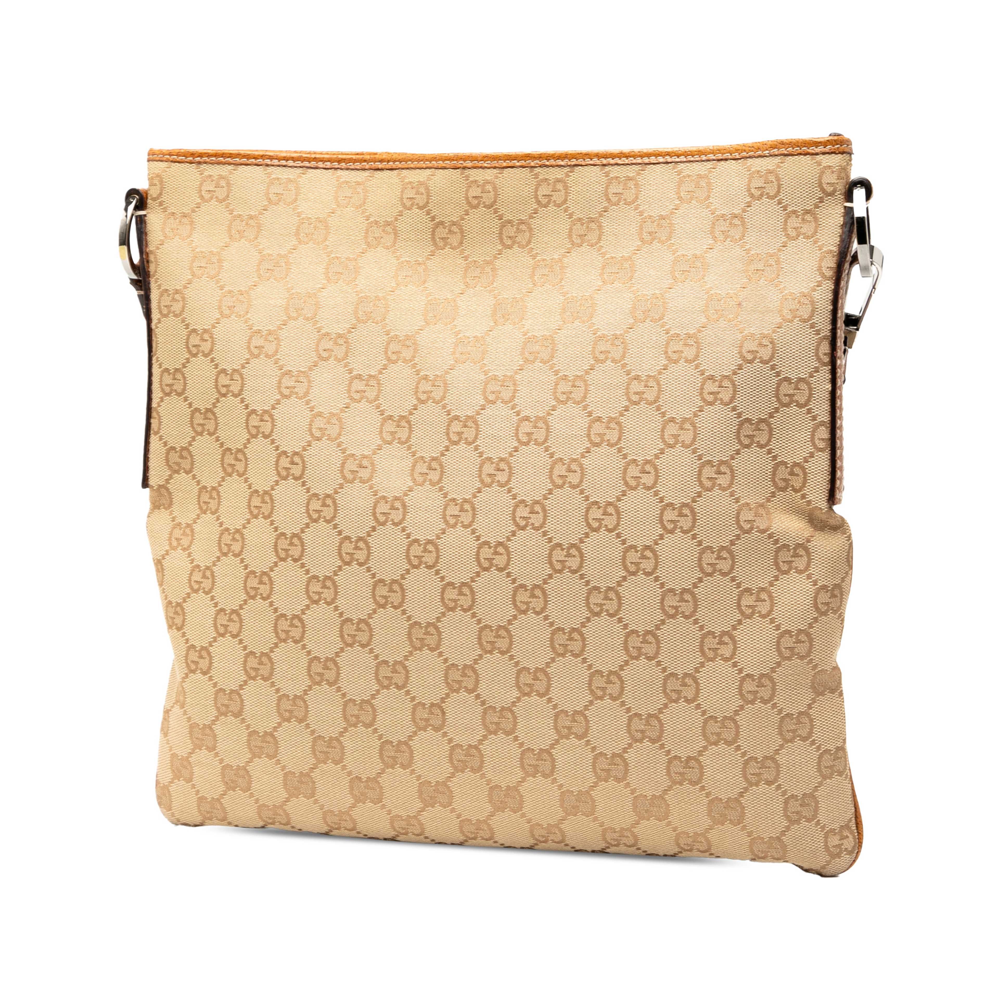 Gucci Gg Canvas Crossbody, från Luxclusif, i färgen beige. Klicka för att öppna bilden i stort format