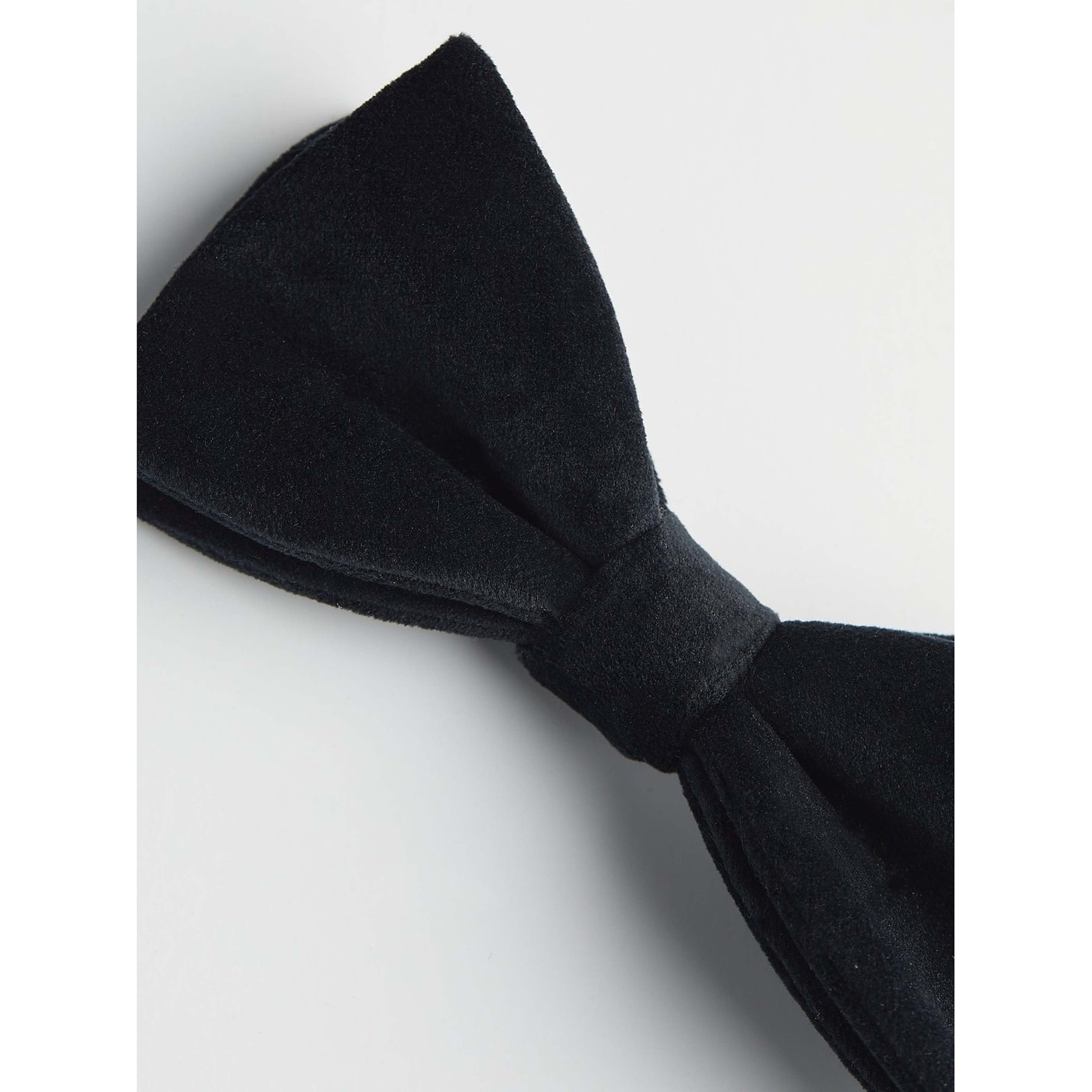 Pre Tied Velvet Bow Tie