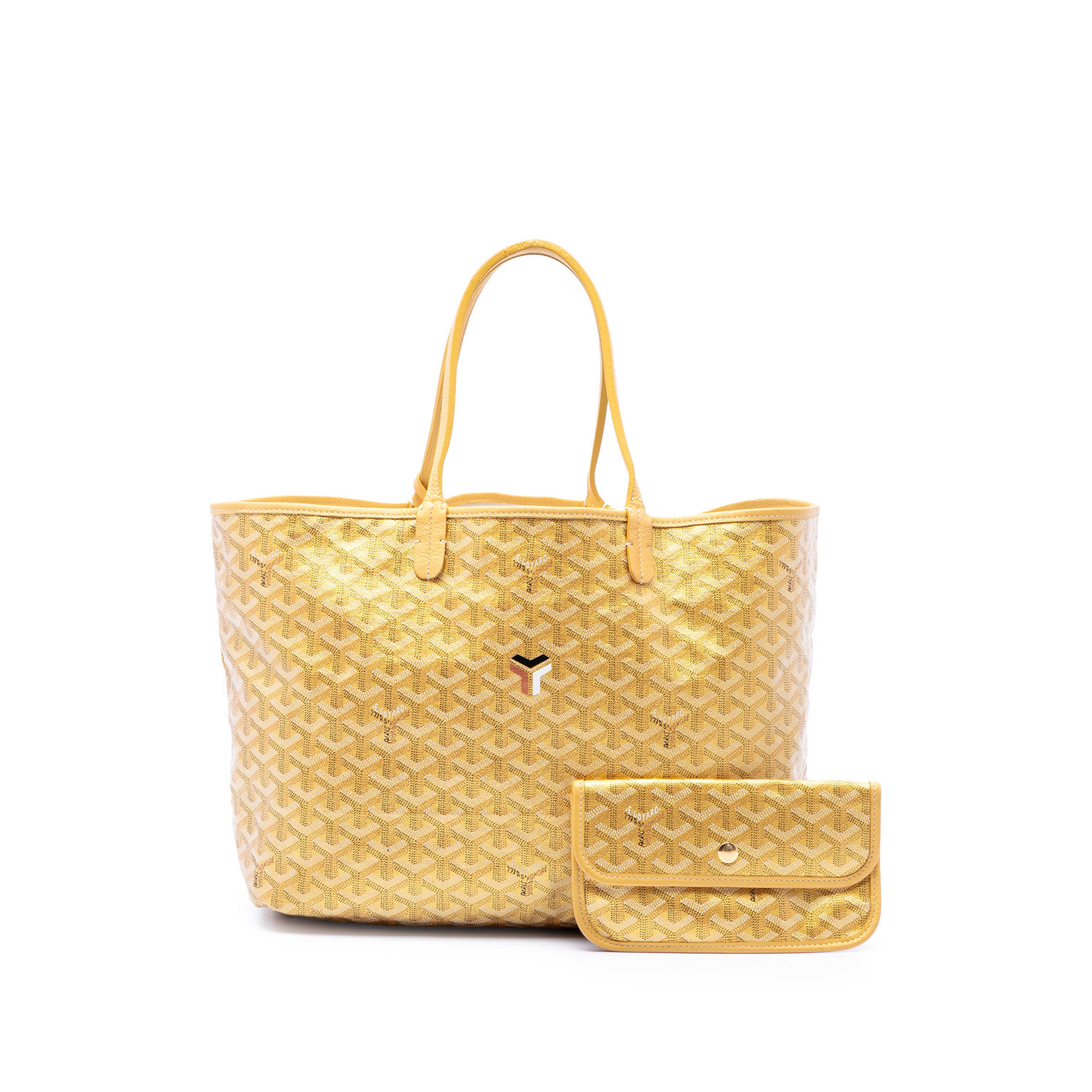 Goyard Special Edition Goyardine Precious Metal Saint Louis Pm, från Luxclusif, i färgen guld. Klicka för att öppna bilden i stort format