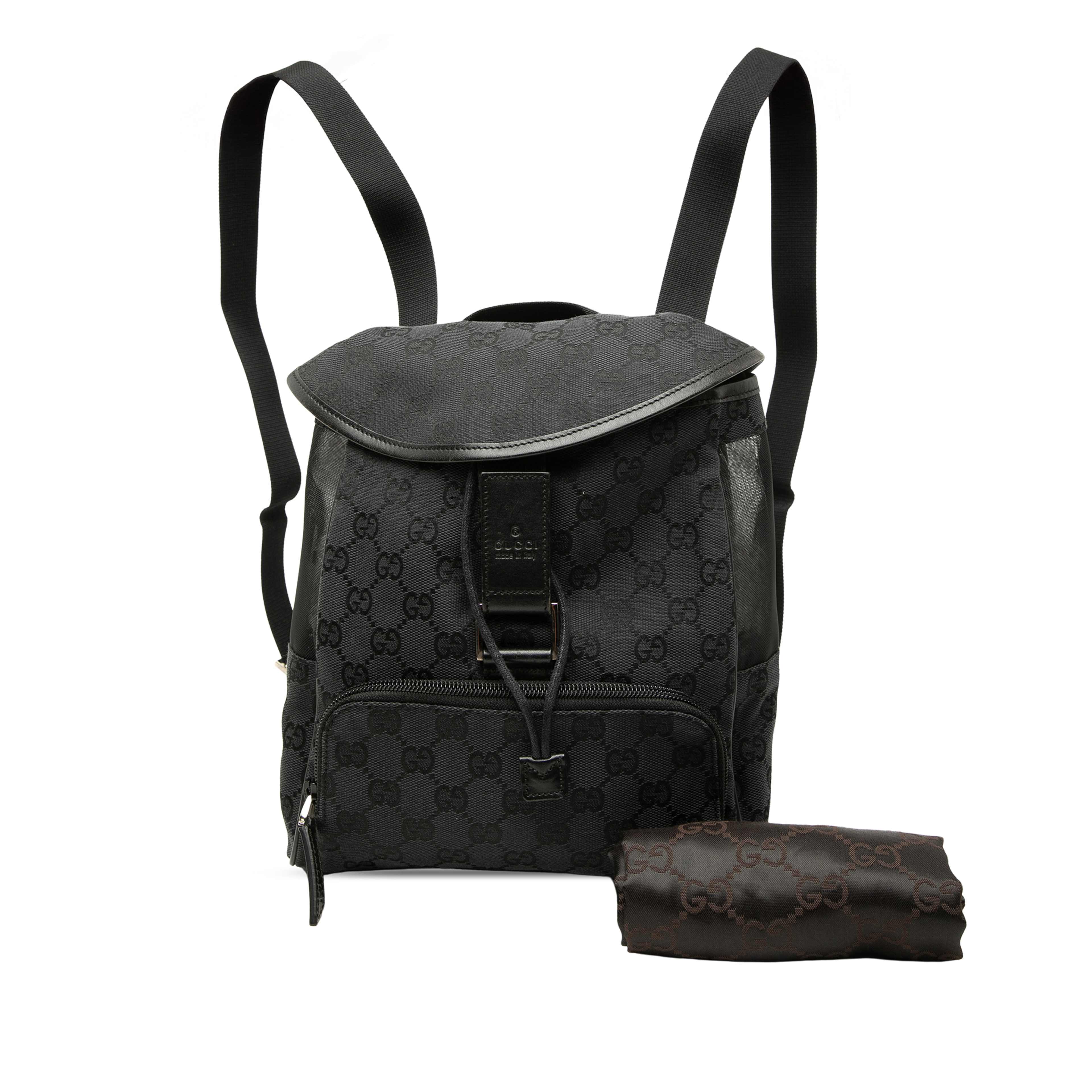 Gucci Gg Canvas Backpack, från Luxclusif, i färgen svart. Klicka för att öppna bilden i stort format