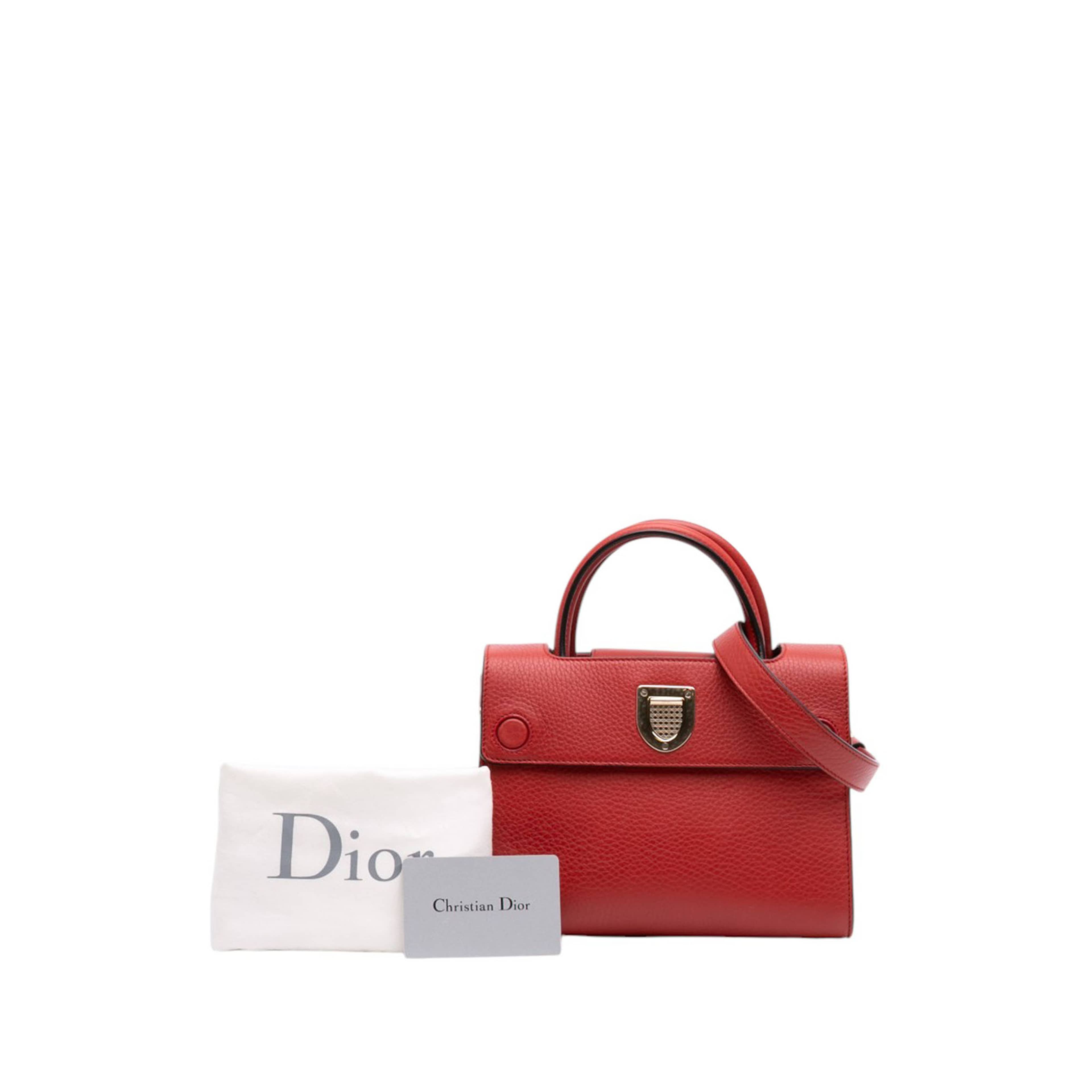 Dior Mini Grained Calfskin Diorever Satchel, från Luxclusif, i färgen röd. Klicka för att öppna bilden i stort format