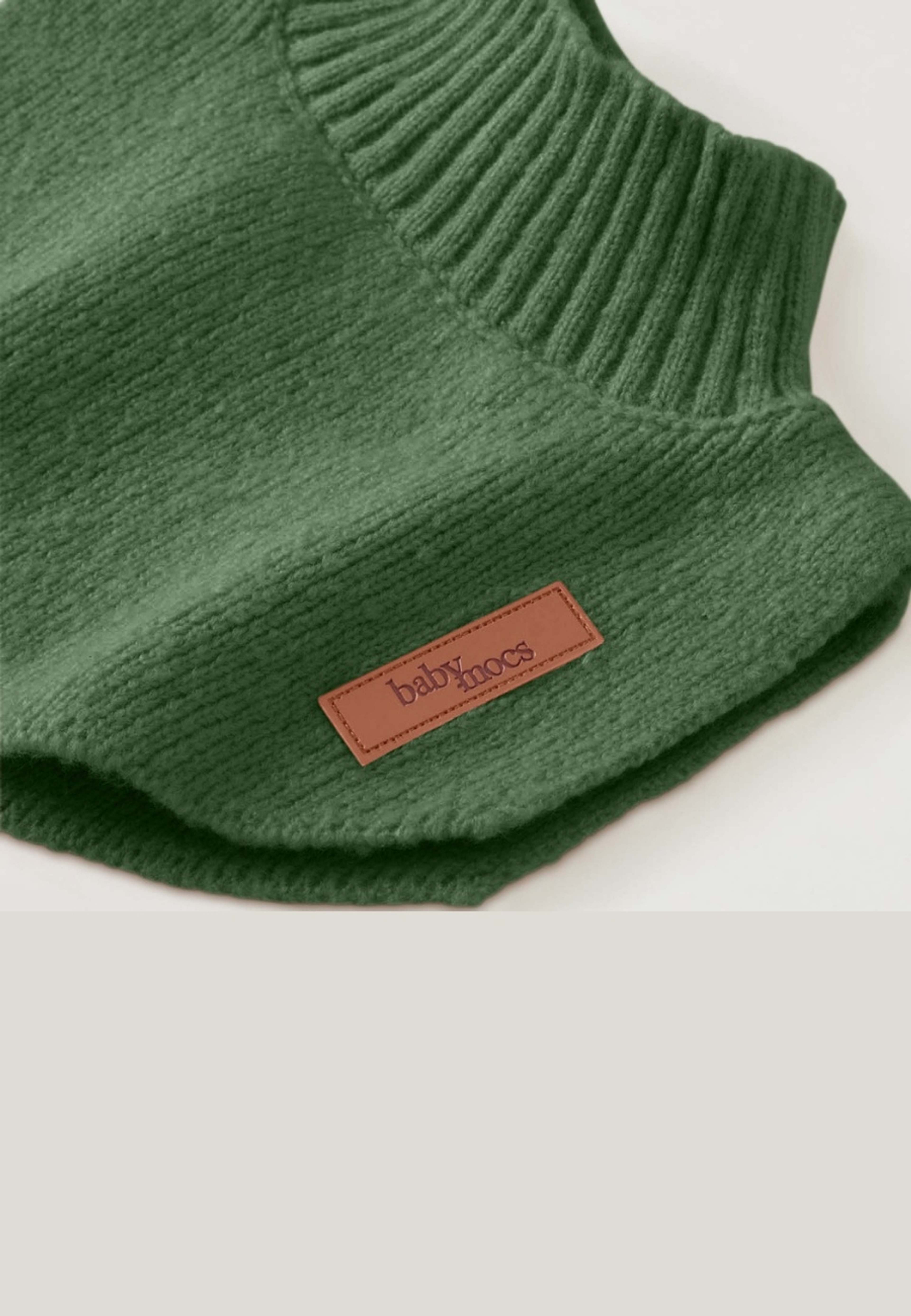 Neck Warmer, från BabyMocs, i färgen green. Klicka för att öppna bilden i stort format