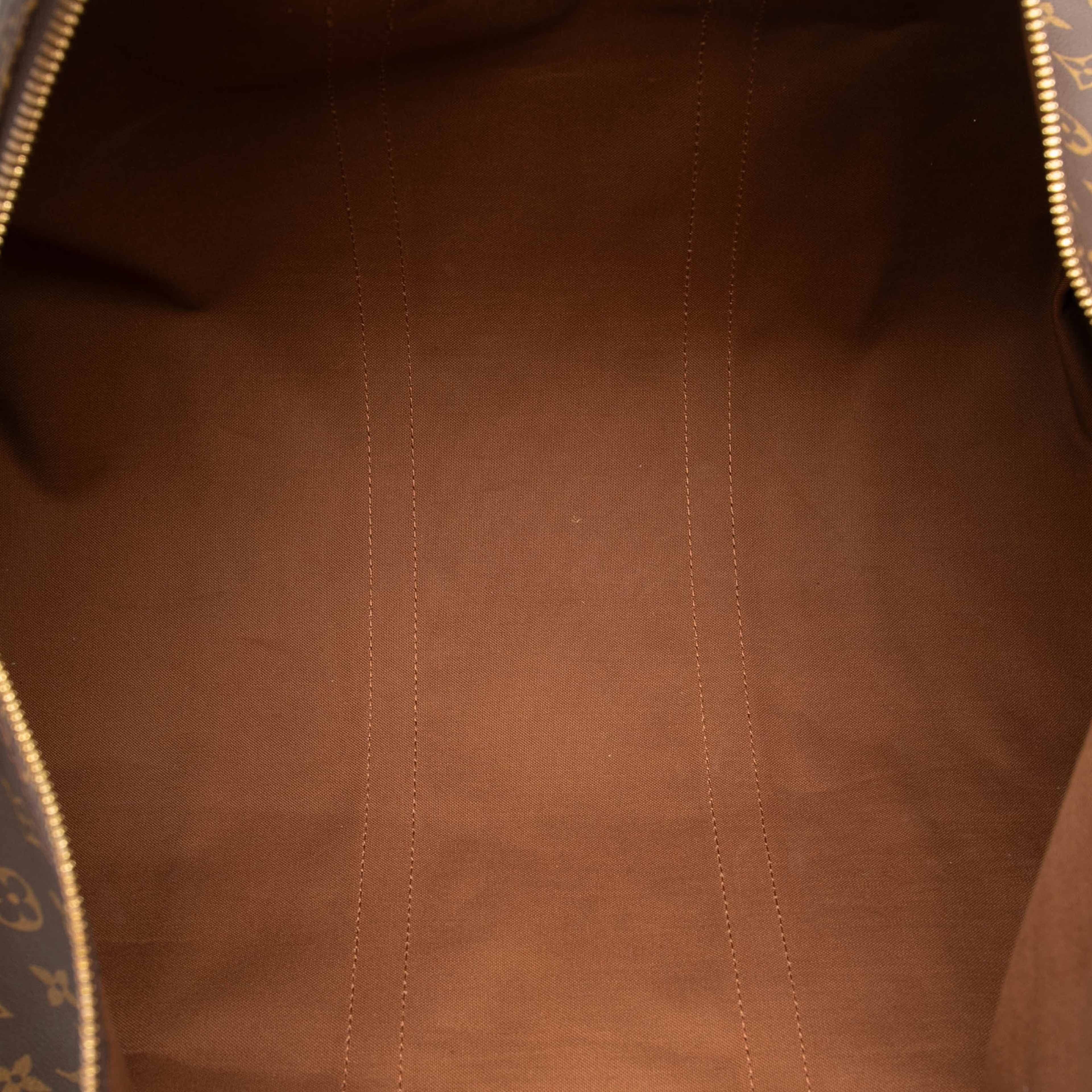 Louis Vuitton Monogram Keepall 55, från Luxclusif, i färgen brown. Klicka för att öppna bilden i stort format