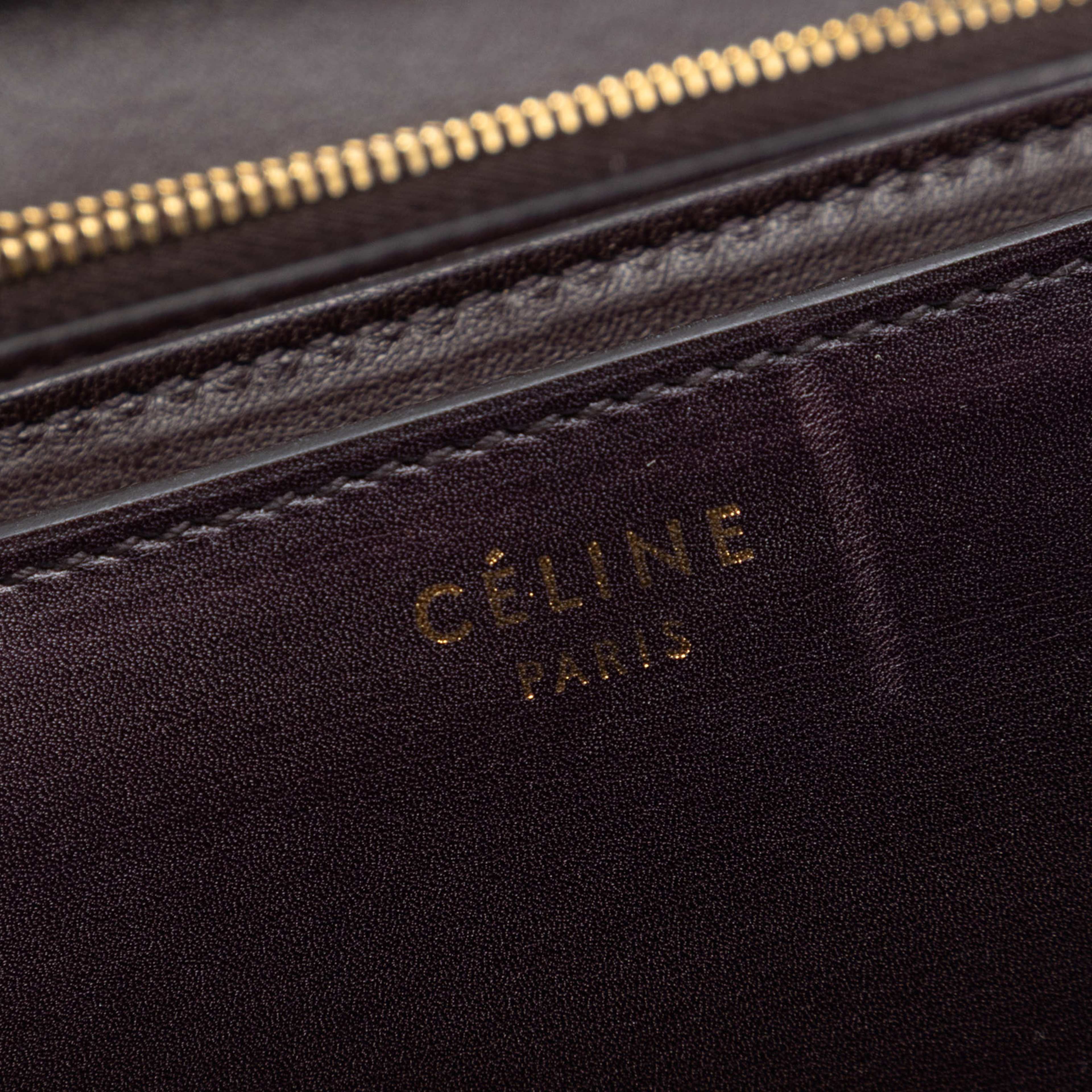 Celine Medium Calfskin And Leopard Print Pony Hair Classic Box, från Luxclusif, i färgen dark brown. Klicka för att öppna bilden i stort format