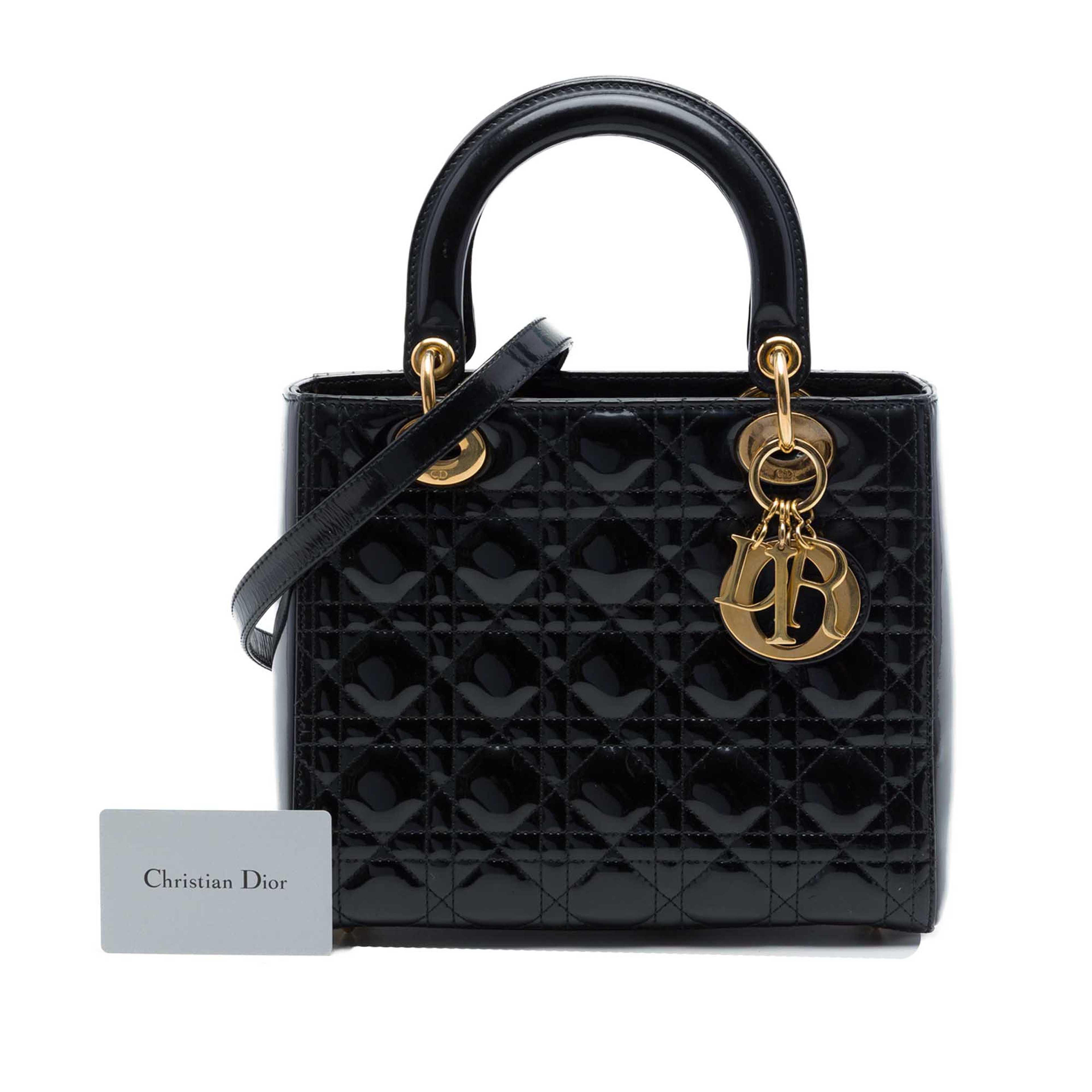 Dior Medium Patent Cannage Lady Dior, från Luxclusif, i färgen svart. Klicka för att öppna bilden i stort format