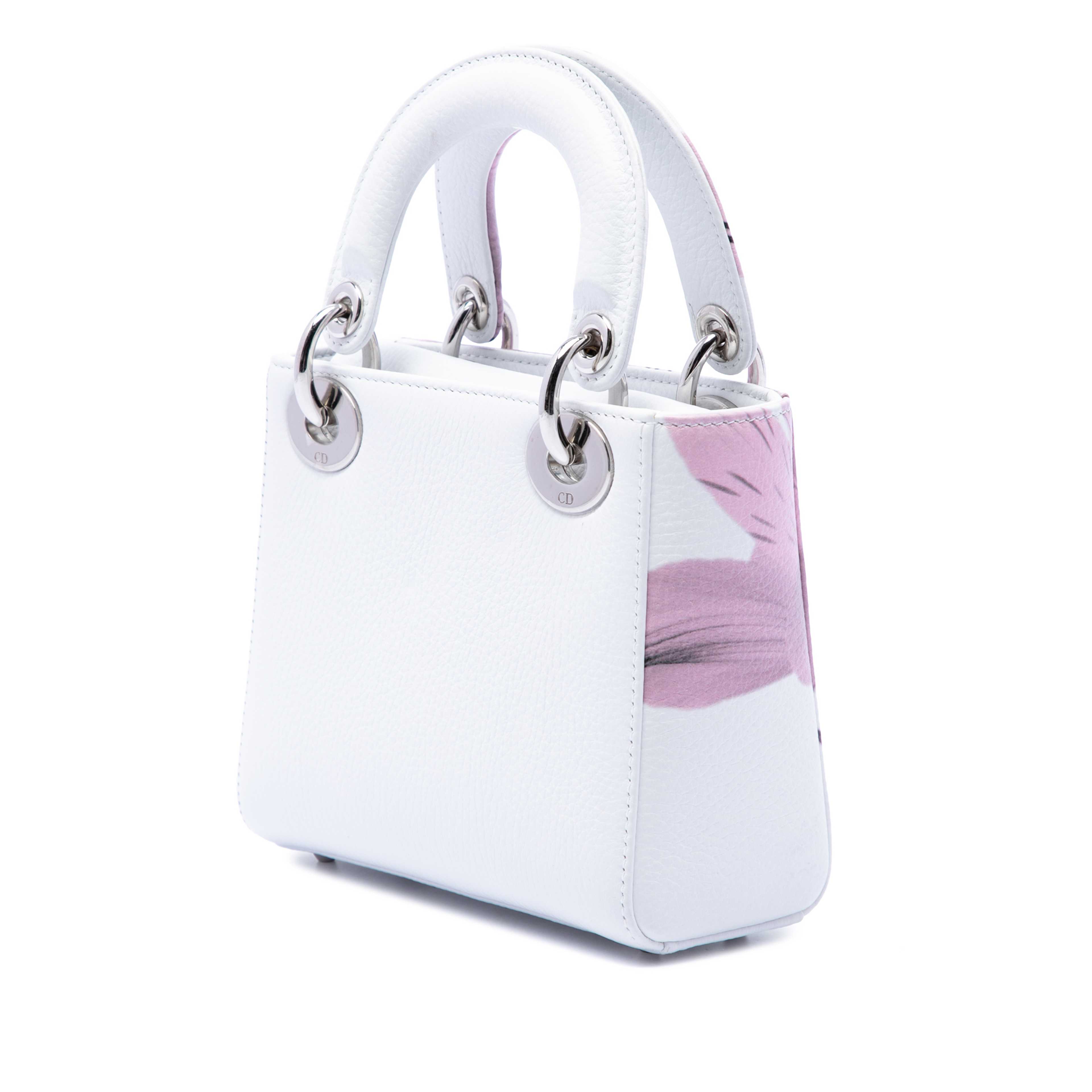 Dior Mini Deerskin Floral Printed Lady Dior, från Luxclusif, i färgen vit. Klicka för att öppna bilden i stort format