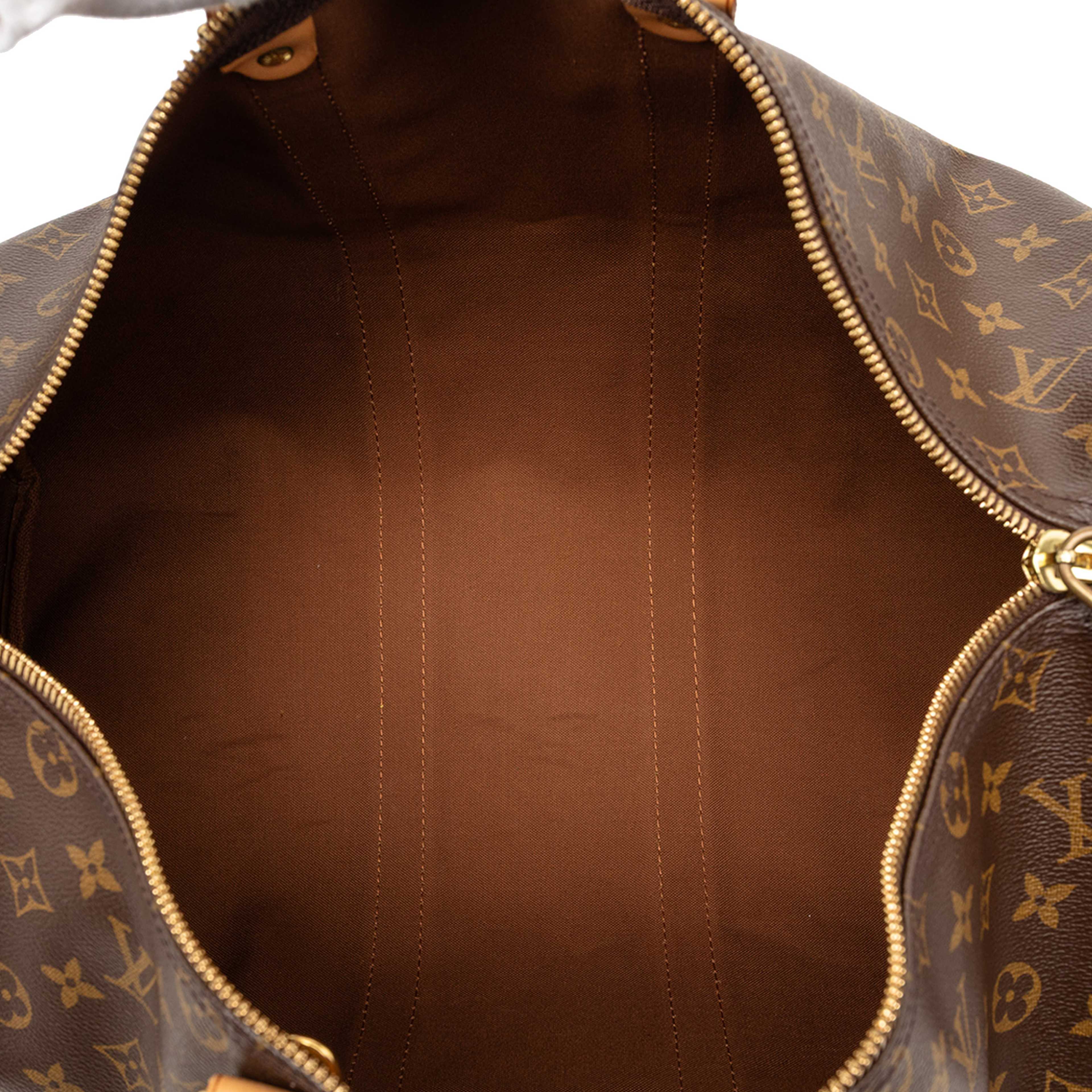 Louis Vuitton Monogram Keepall 45, från Luxclusif, i färgen brown. Klicka för att öppna bilden i stort format