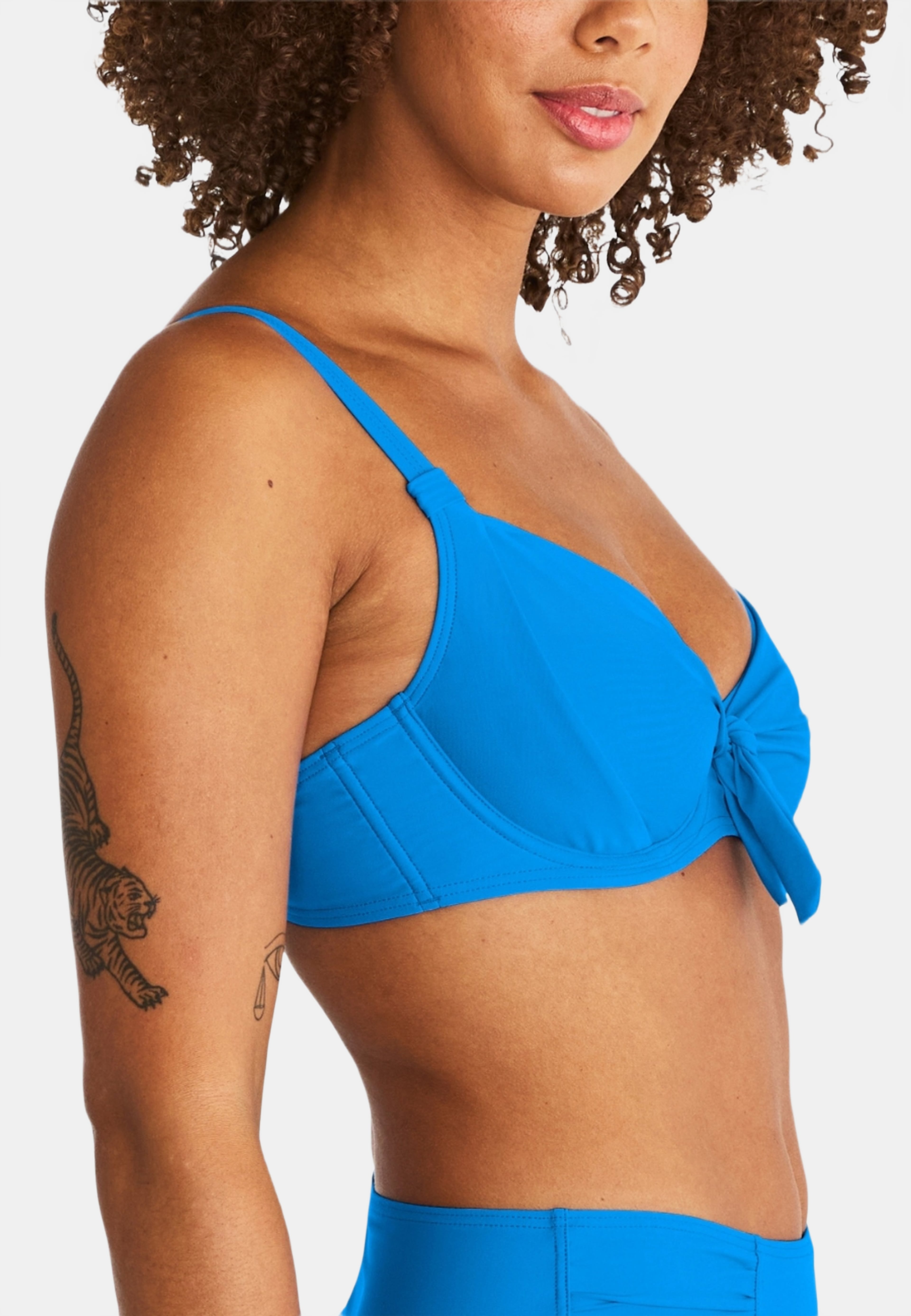 Bahamas Excellent Bikini-bh Med Bygel, från Swegmark, i färgen ibiza blue. Klicka för att öppna bilden i stort format