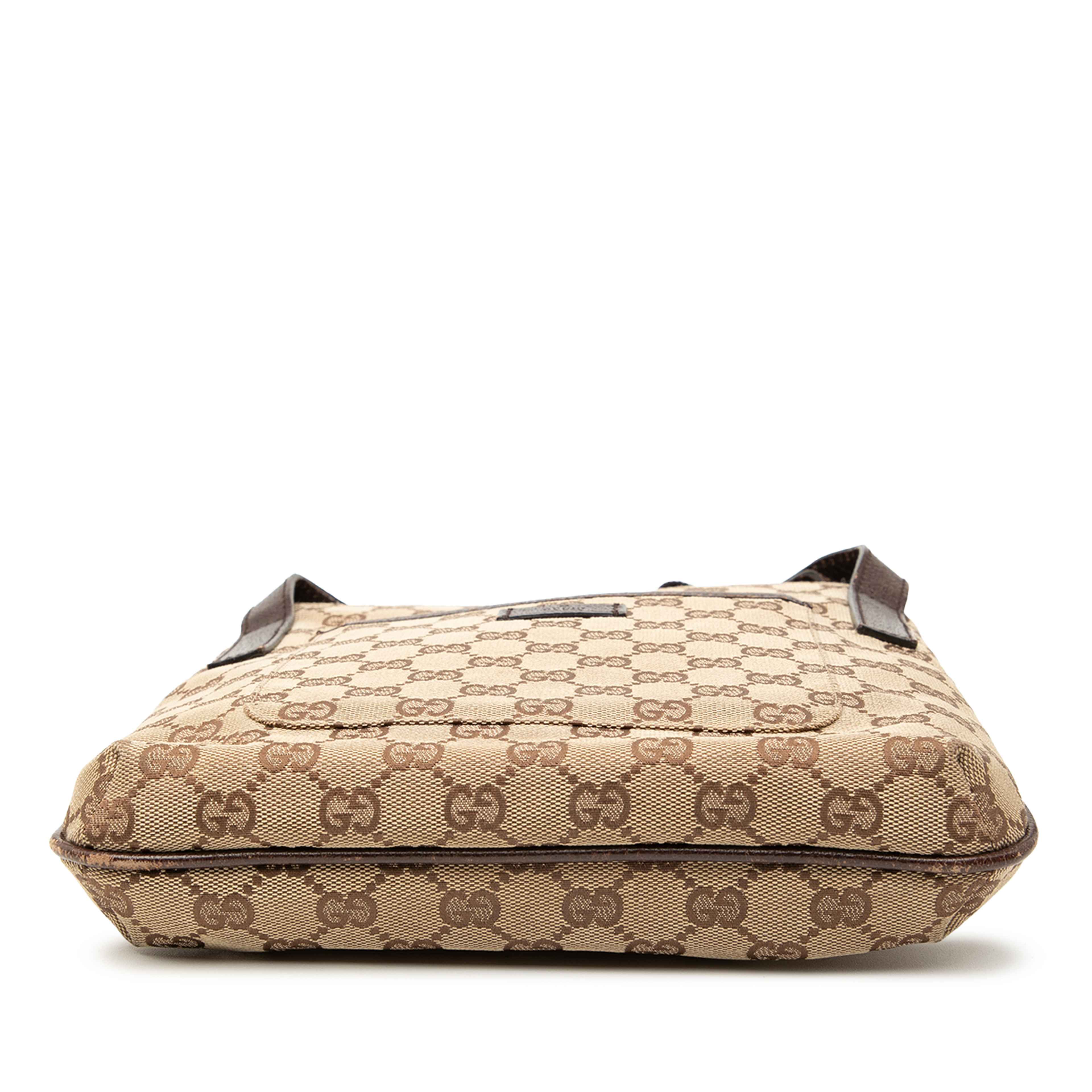 Gucci Gg Canvas Crossbody, från Luxclusif, i färgen beige. Klicka för att öppna bilden i stort format