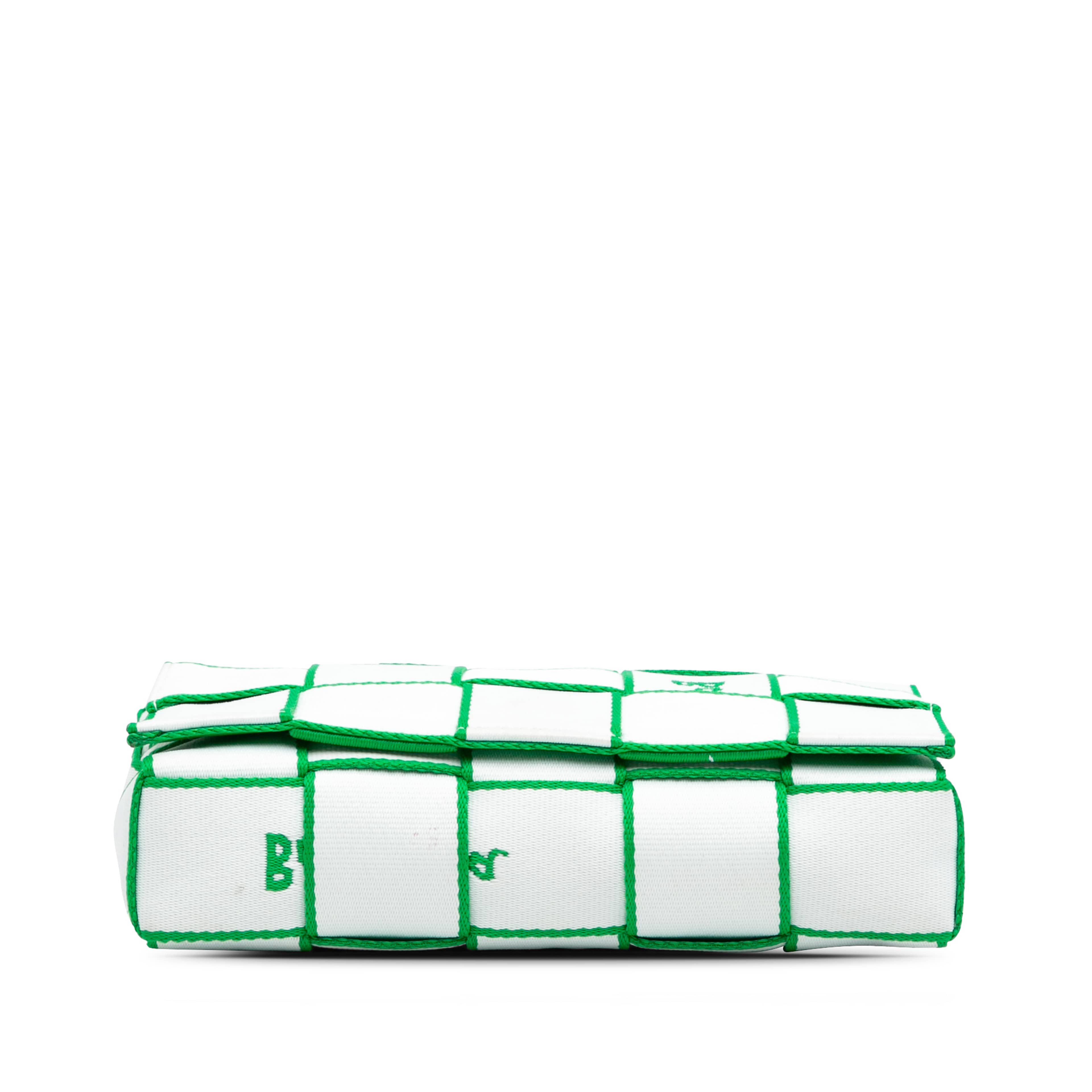 Bottega Veneta Canvas Intrecciato Webbing Cassette Crossbody, från Luxclusif, i färgen white. Klicka för att öppna bilden i stort format