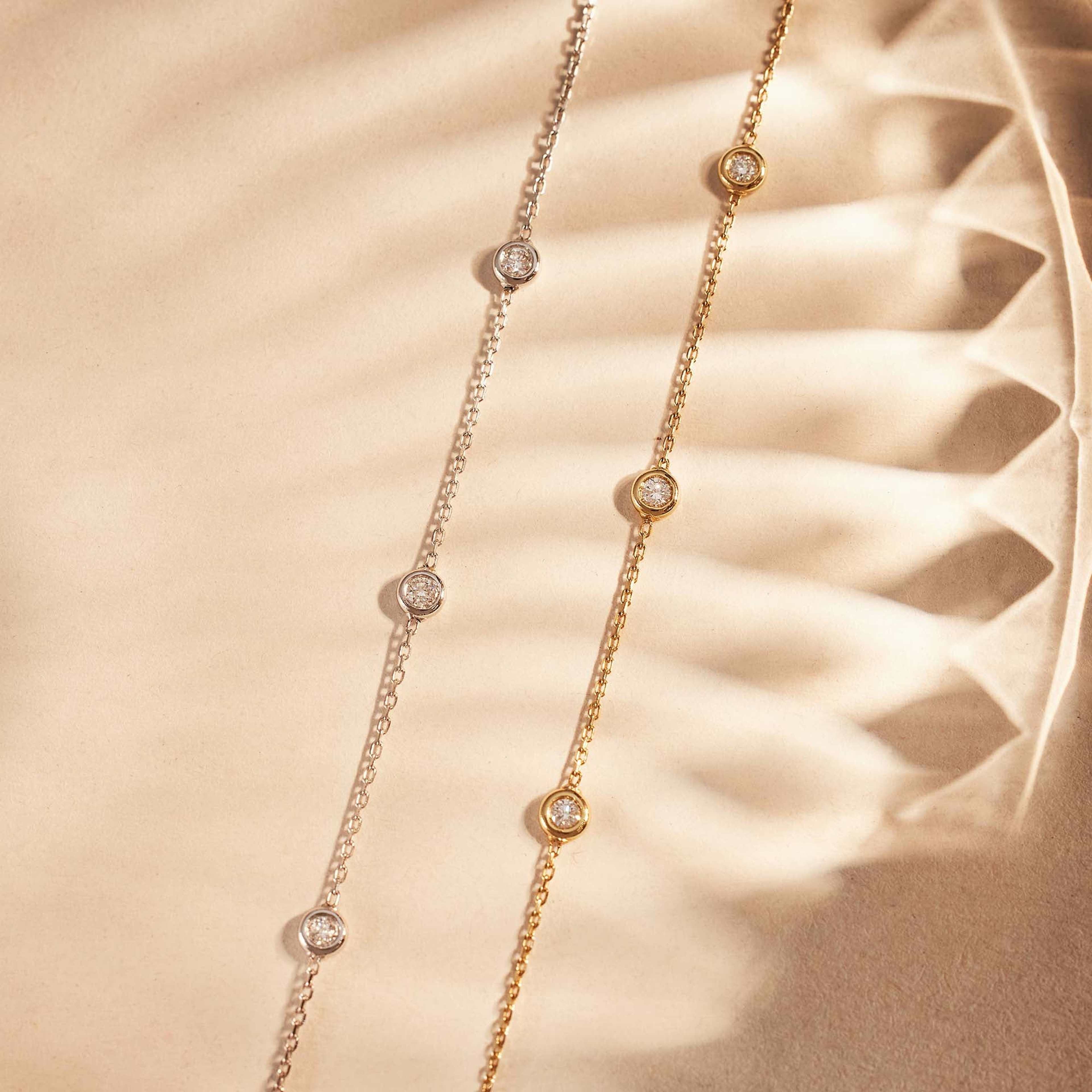 De La Paix Alfie Armband I 14k Guld Med Diamanter 012 Ct, från Isabel Bernard, i färgen gold. Klicka för att öppna bilden i stort format