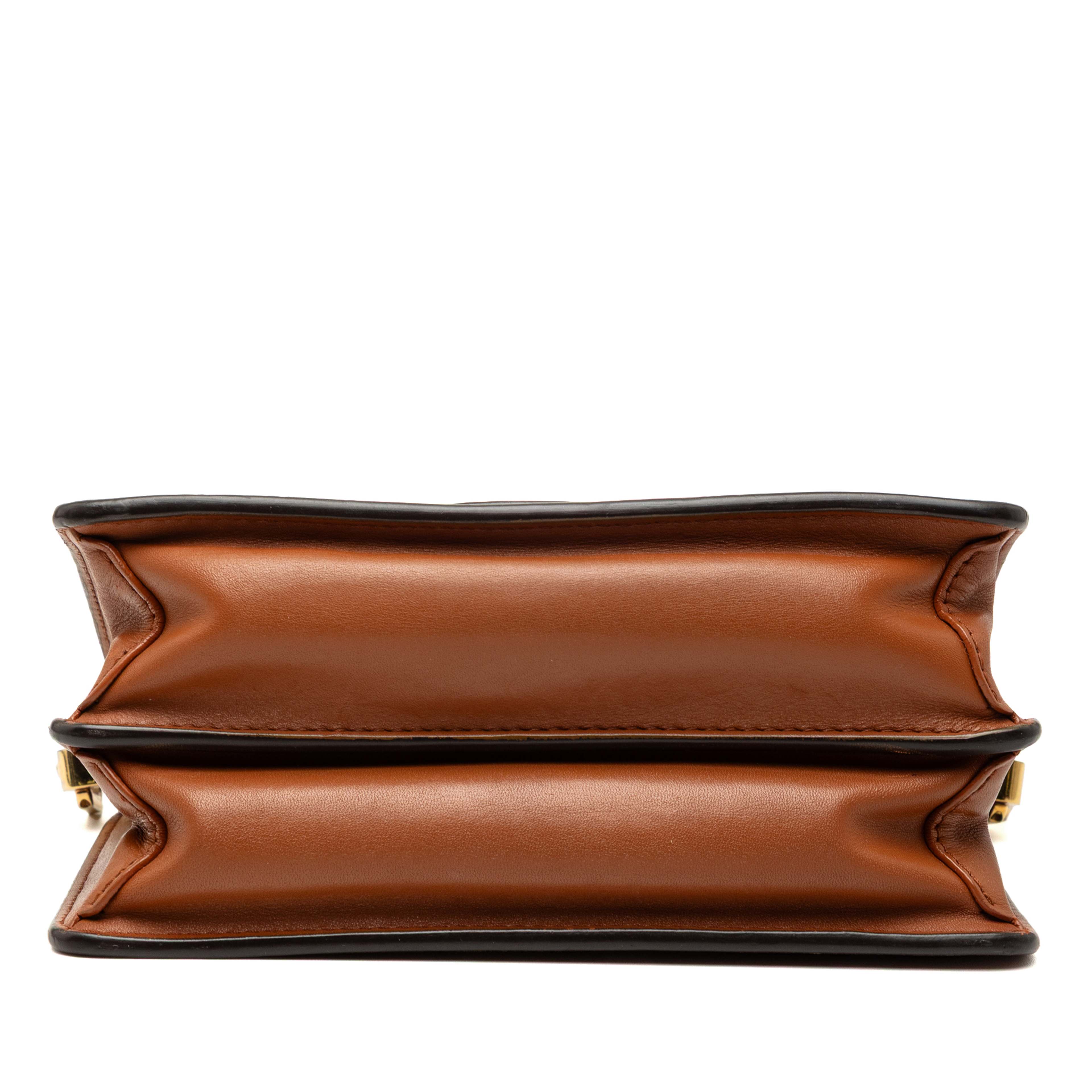 Louis Vuitton Monogram Reverse Mini Dauphine, från Luxclusif, i färgen brown. Klicka för att öppna bilden i stort format