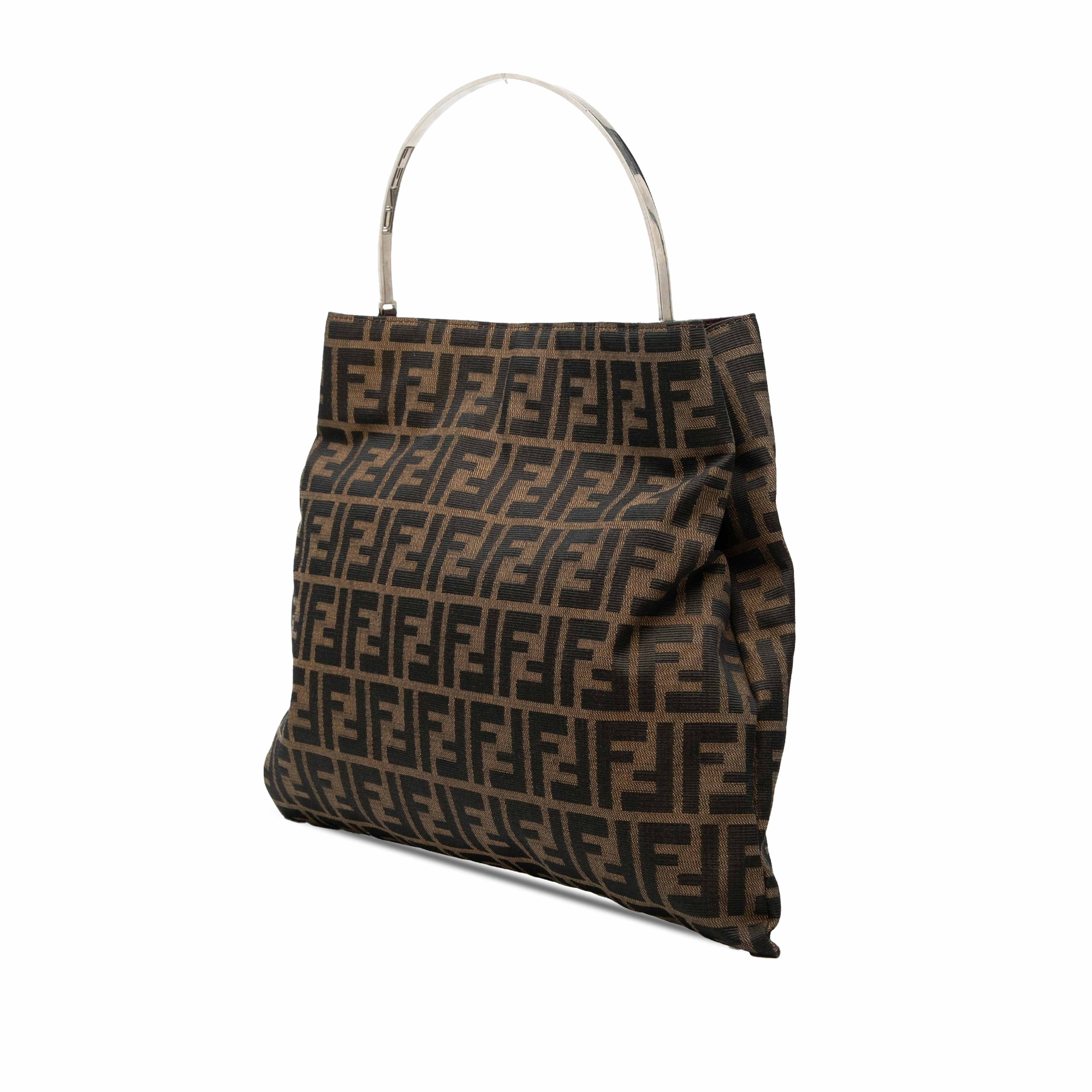 Fendi Zucca Canvas Metal Handle Tote, från Luxclusif, i färgen brun. Klicka för att öppna bilden i stort format