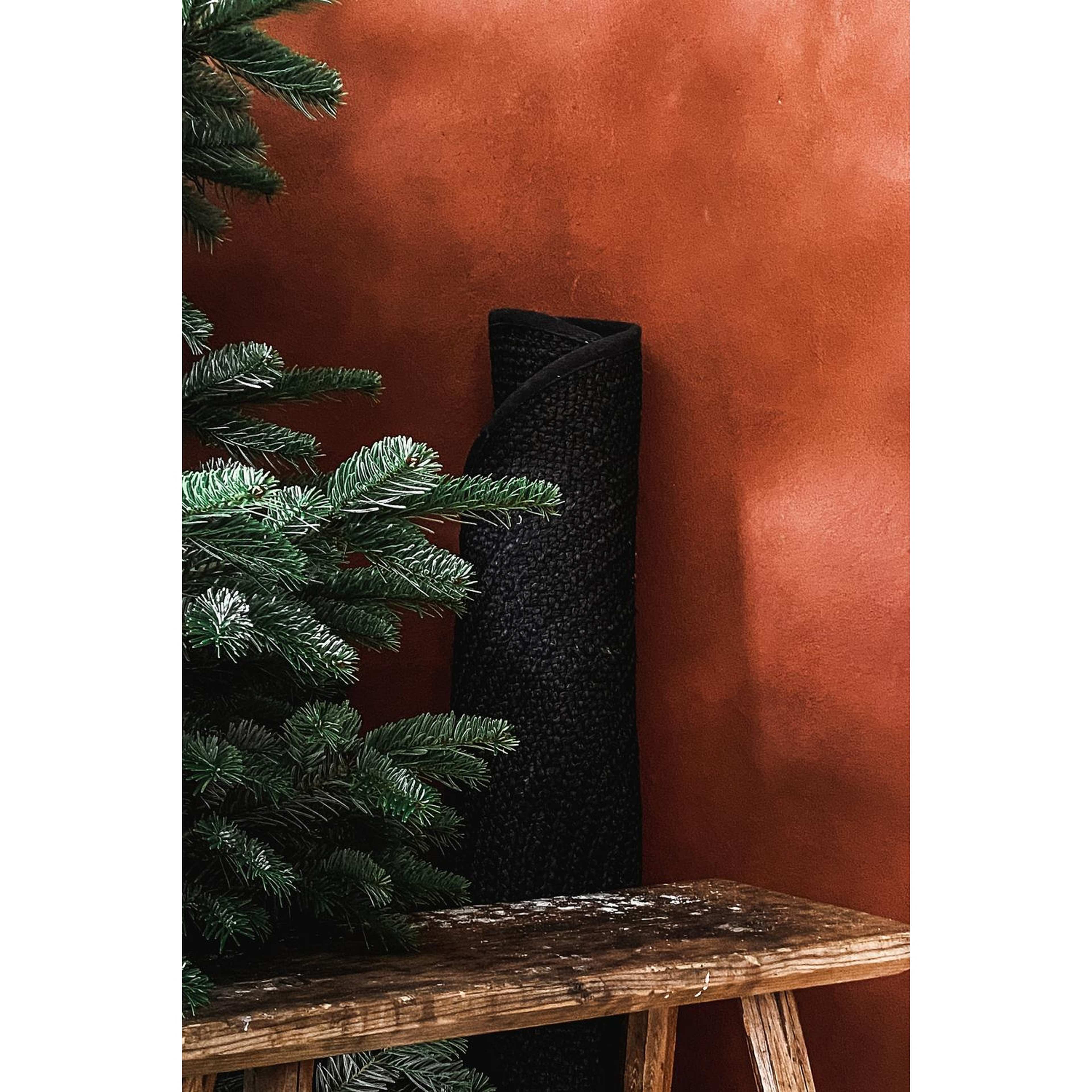 Matta Deluxe, från by Benson, i färgen svart. Klicka för att öppna bilden i stort format